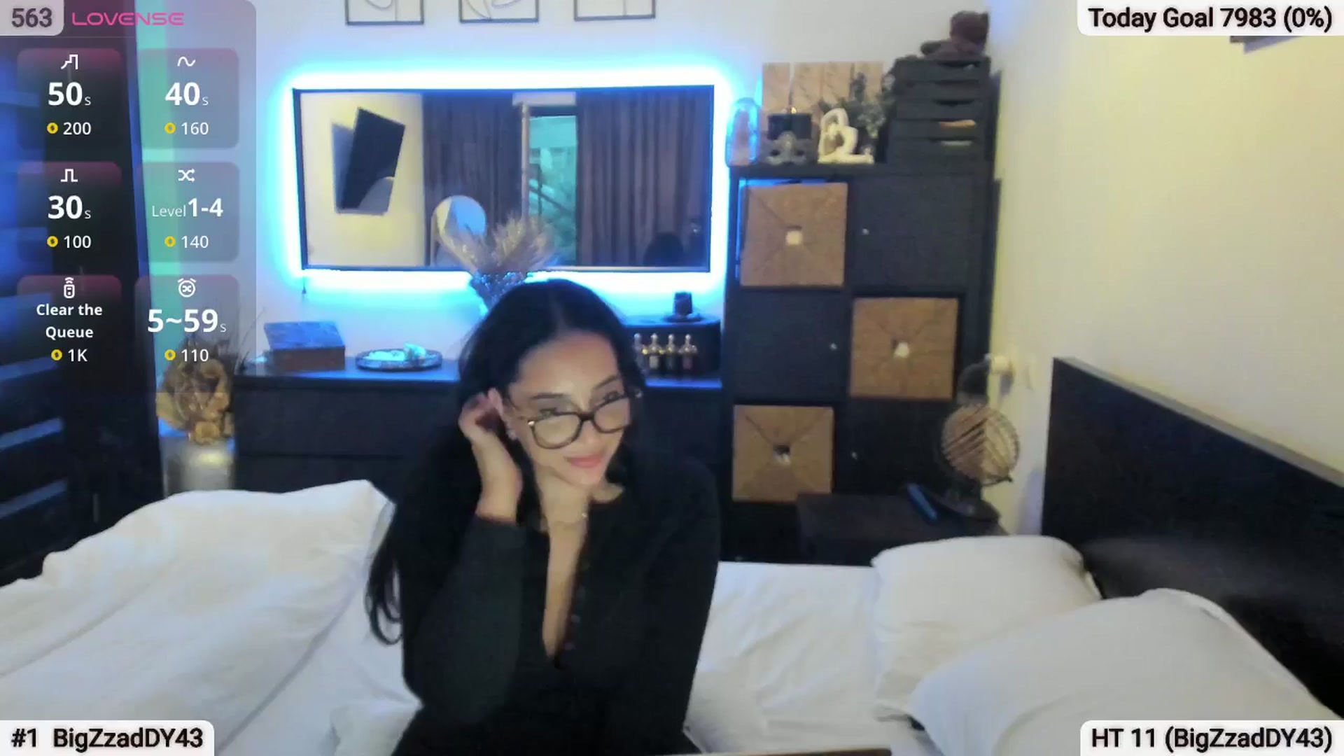Gallery image thumbnail from EndlesssJoy's myfreecams stream on, 10/27/2025, 05:31 image 14 of 20