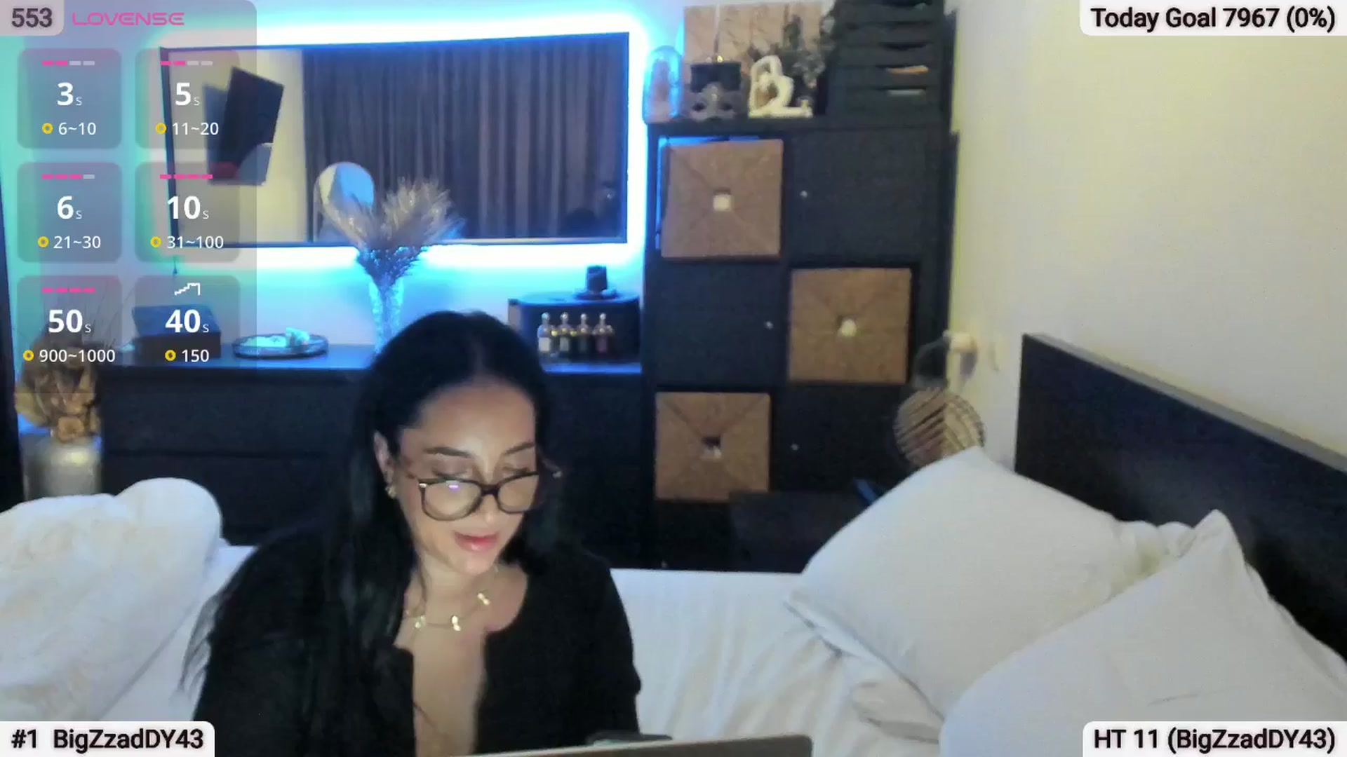 Gallery image thumbnail from EndlesssJoy's myfreecams stream on, 10/27/2025, 07:37 image 7 of 20
