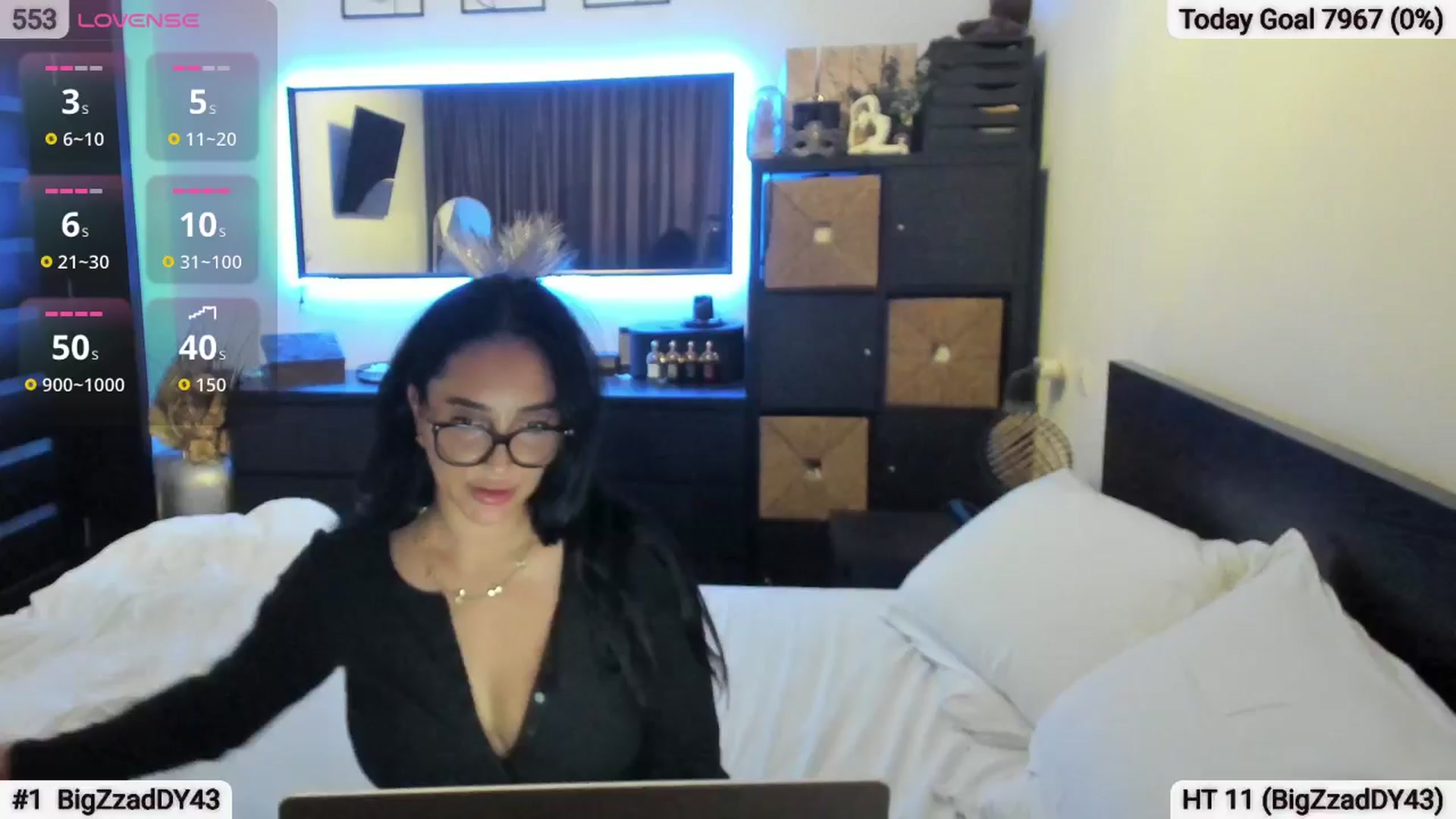 Gallery image thumbnail from EndlesssJoy's myfreecams stream on, 10/27/2025, 07:37 image 1 of 20
