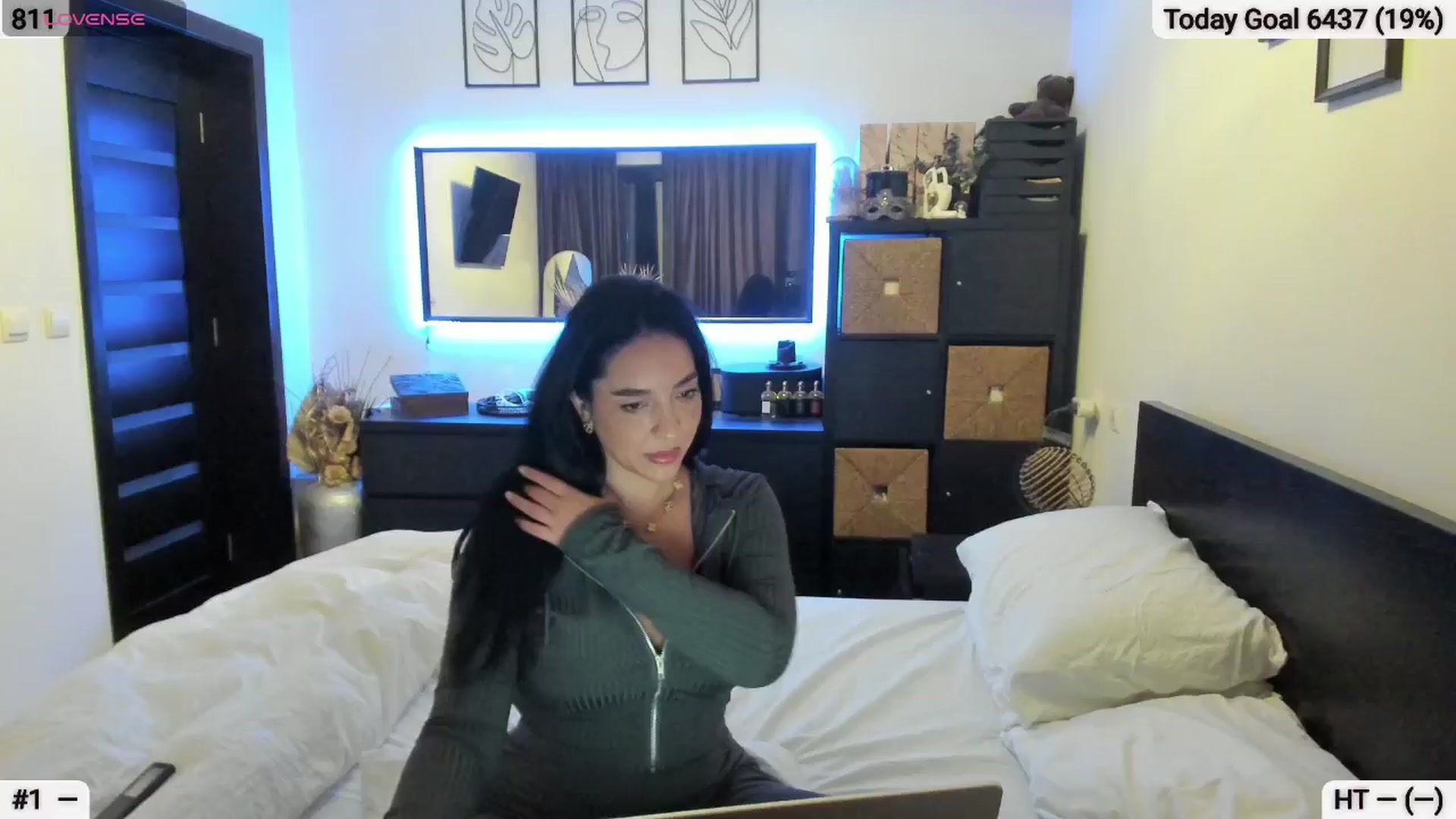 Gallery image thumbnail from EndlesssJoy's myfreecams stream on, 11/09/2025, 05:12 image 12 of 20