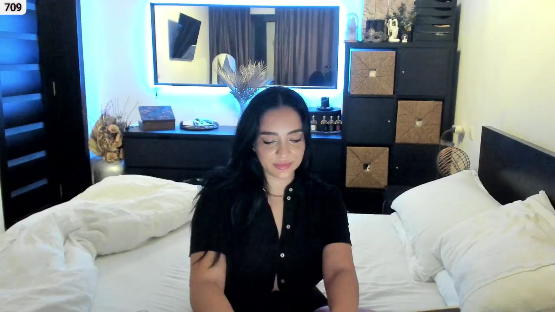 Gallery image thumbnail from EndlesssJoy's myfreecams stream on, 11/17/2025, 06:07 image 7 of 20