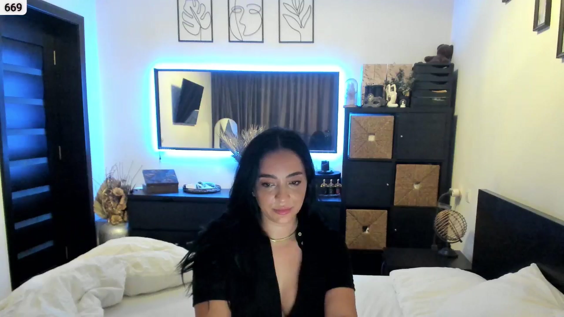 Gallery image thumbnail from EndlesssJoy's myfreecams stream on, 11/17/2025, 06:07 image 19 of 20