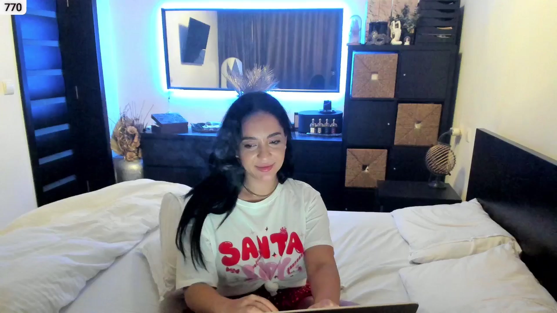 Gallery image thumbnail from EndlesssJoy's myfreecams stream on, 11/20/2025, 08:04 image 14 of 20