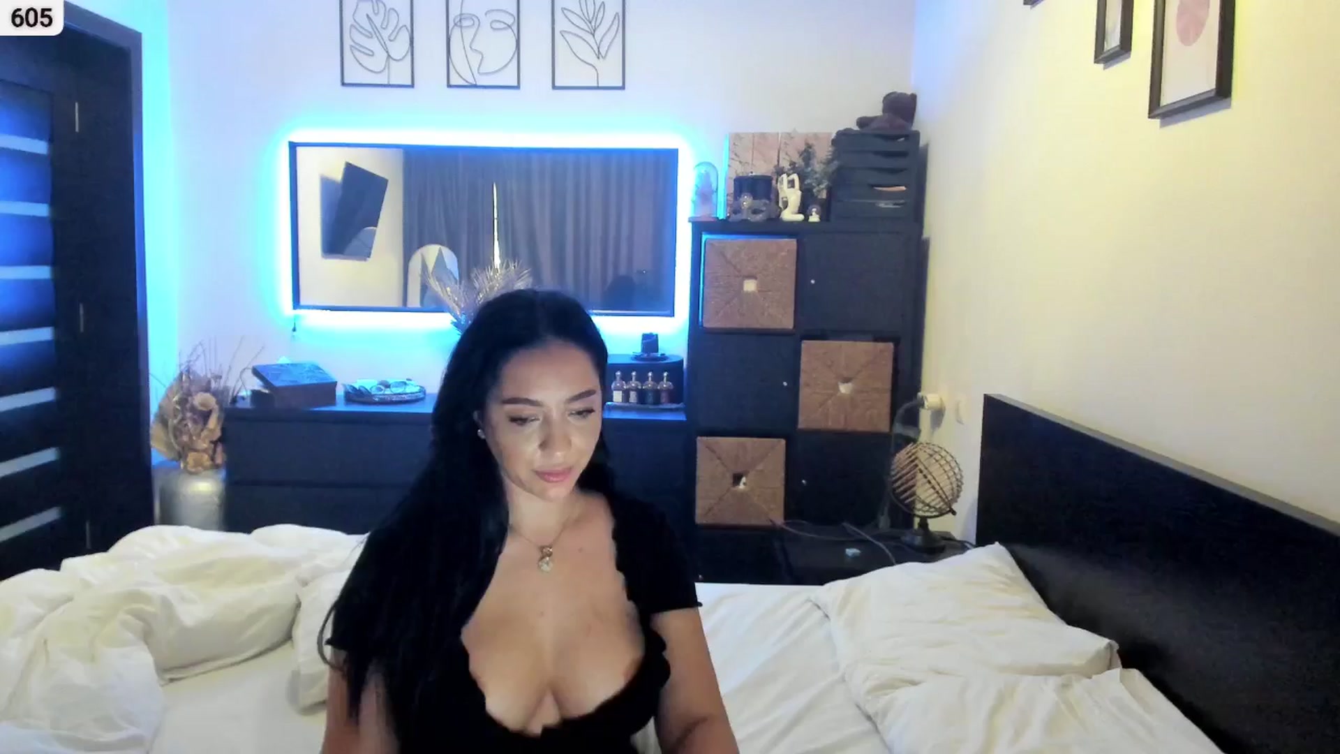 Gallery image thumbnail from EndlesssJoy's myfreecams stream on, 11/22/2025, 08:28 image 18 of 20