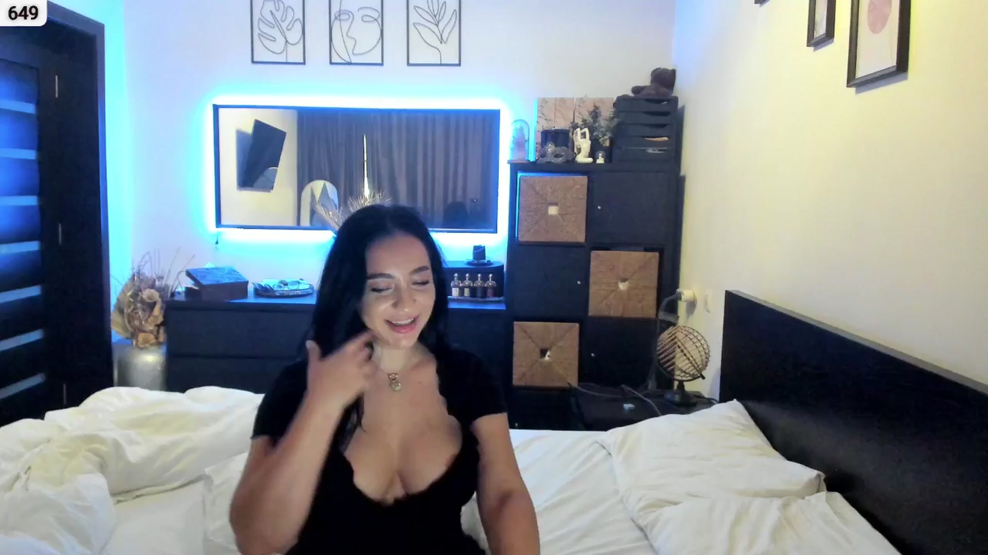 Gallery image thumbnail from EndlesssJoy's myfreecams stream on, 11/22/2025, 08:28 image 7 of 20