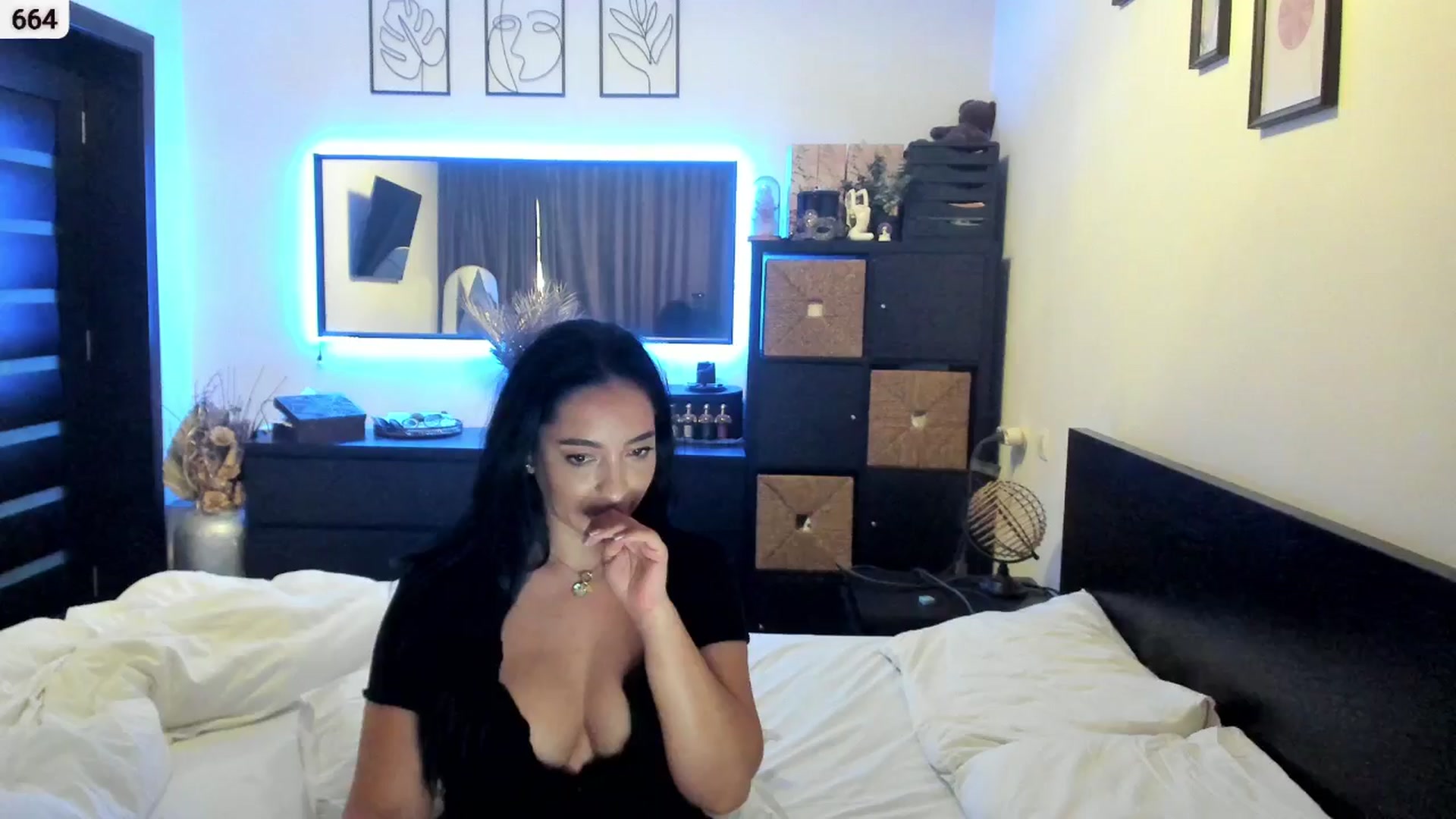 Gallery image thumbnail from EndlesssJoy's myfreecams stream on, 11/22/2025, 08:28 image 6 of 20