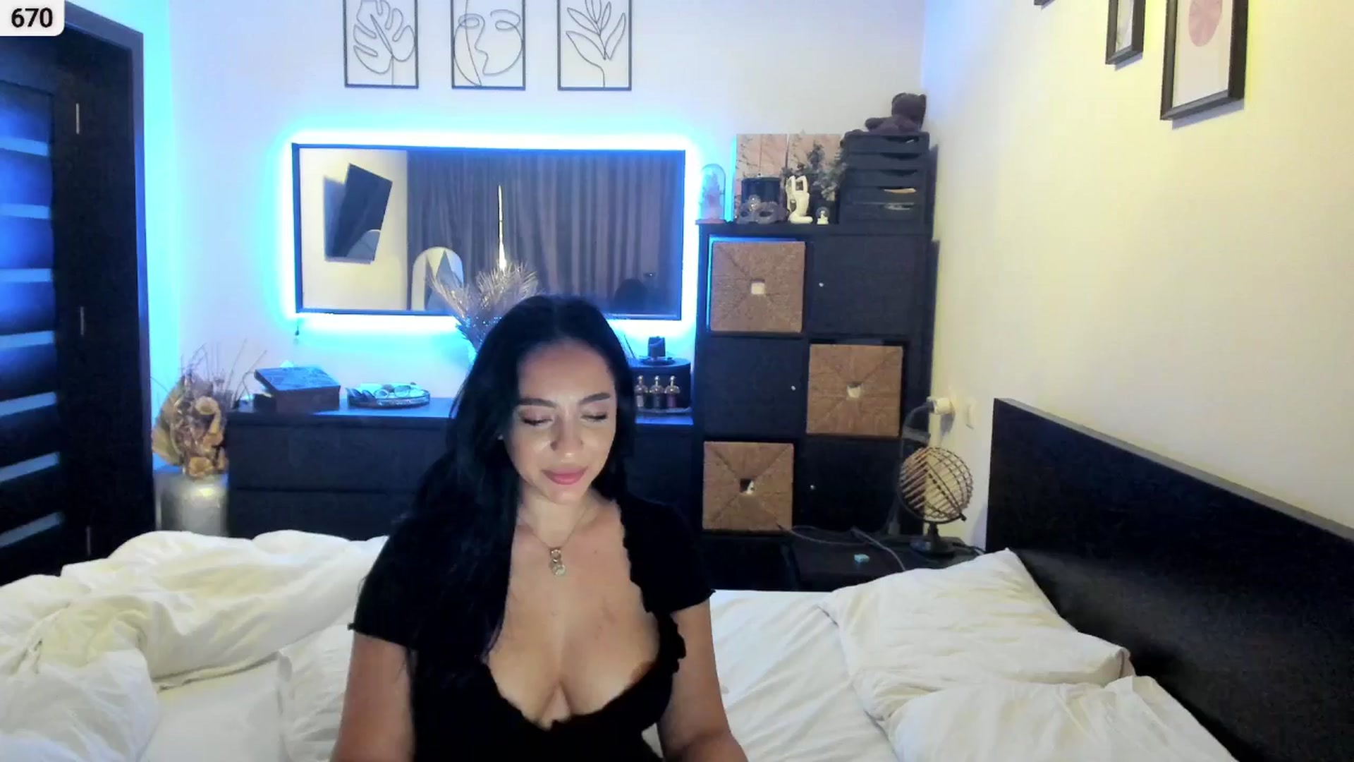 Gallery image thumbnail from EndlesssJoy's myfreecams stream on, 11/22/2025, 08:28 image 5 of 20