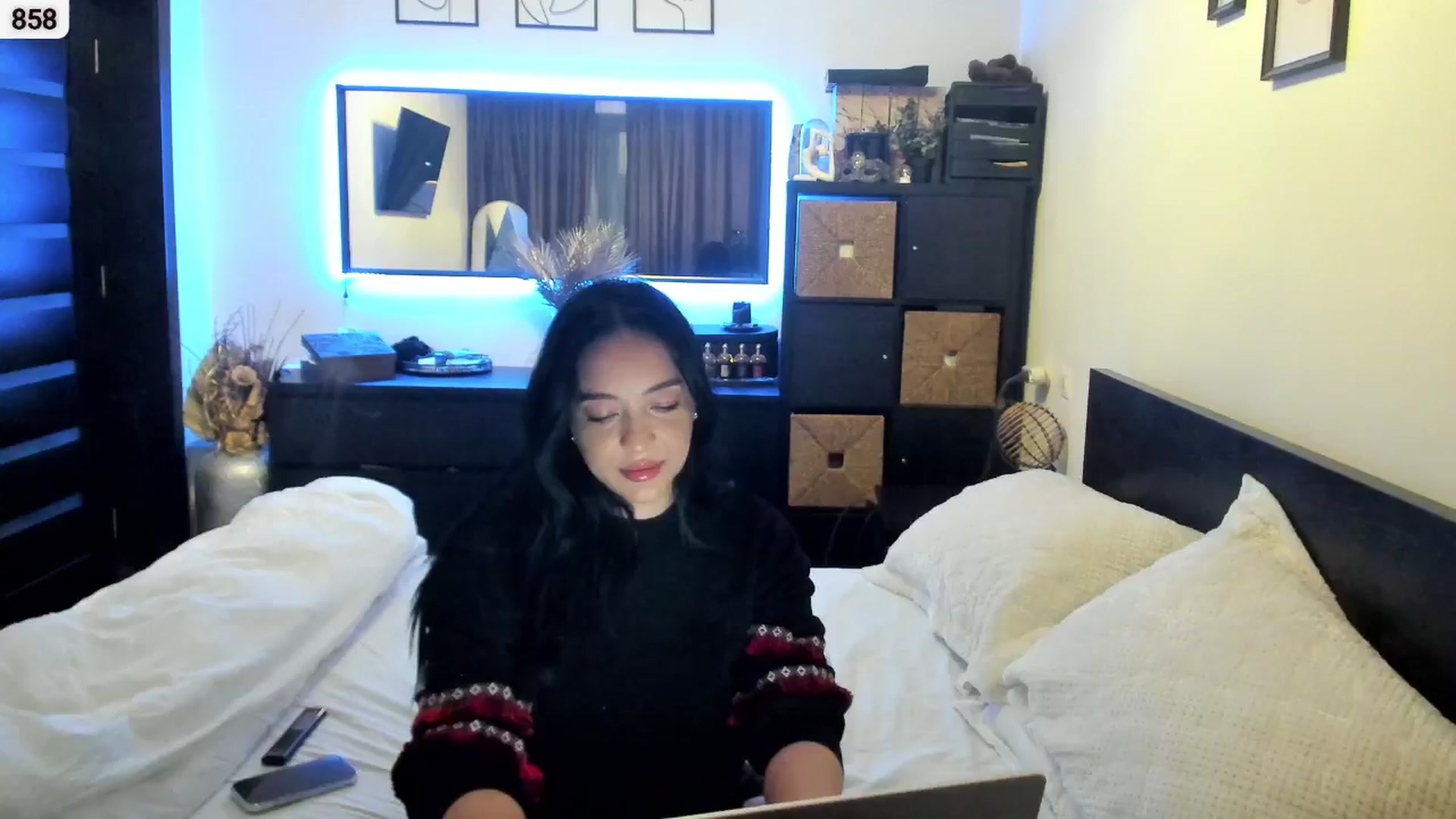 Gallery image thumbnail from EndlesssJoy's myfreecams stream on, 11/29/2025, 05:17 image 9 of 20