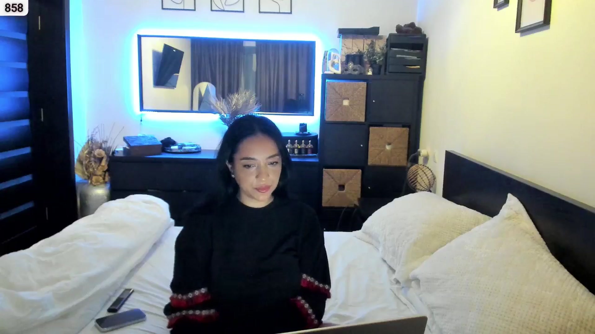 Gallery image thumbnail from EndlesssJoy's myfreecams stream on, 11/29/2025, 05:17 image 11 of 20