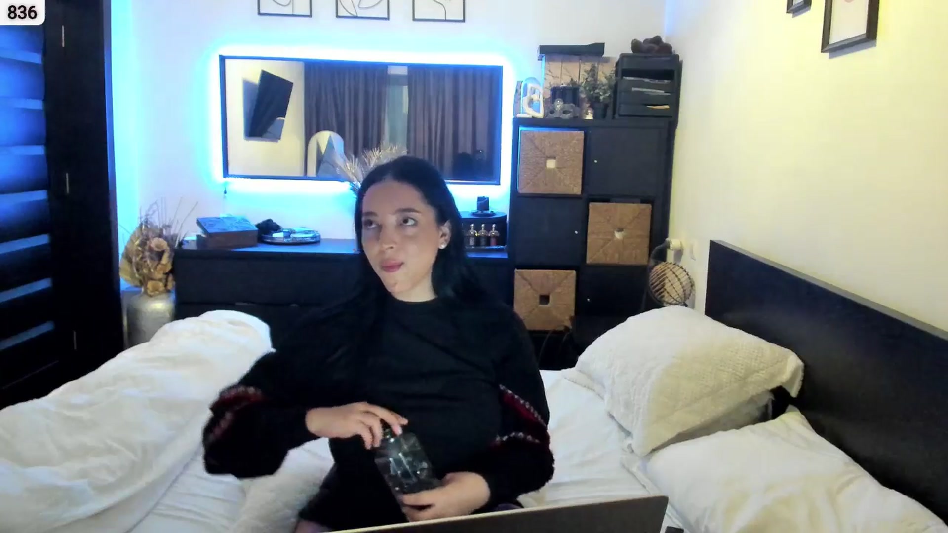 Gallery image thumbnail from EndlesssJoy's myfreecams stream on, 11/29/2025, 08:12 image 3 of 20