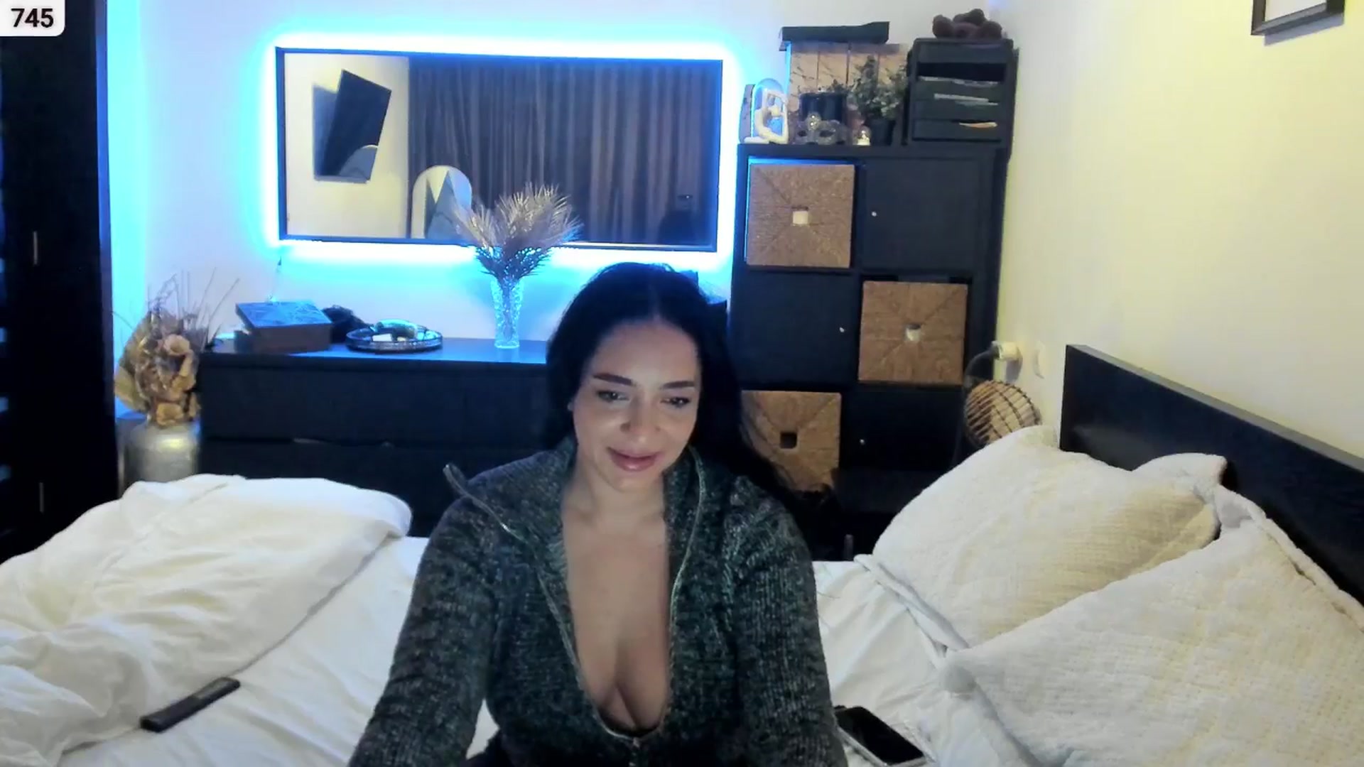 Gallery image thumbnail from EndlesssJoy's myfreecams stream on, 12/01/2025, 06:33 image 13 of 20