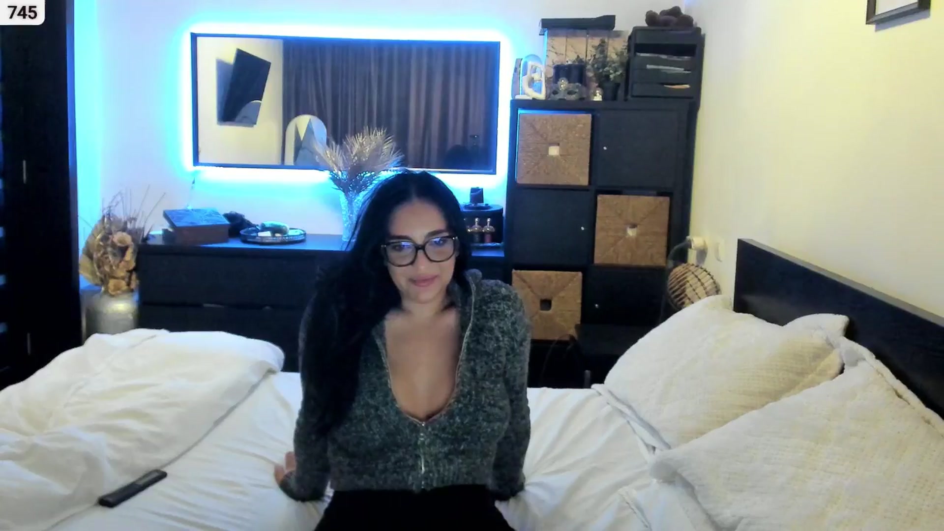 Gallery image thumbnail from EndlesssJoy's myfreecams stream on, 12/01/2025, 06:33 image 17 of 20