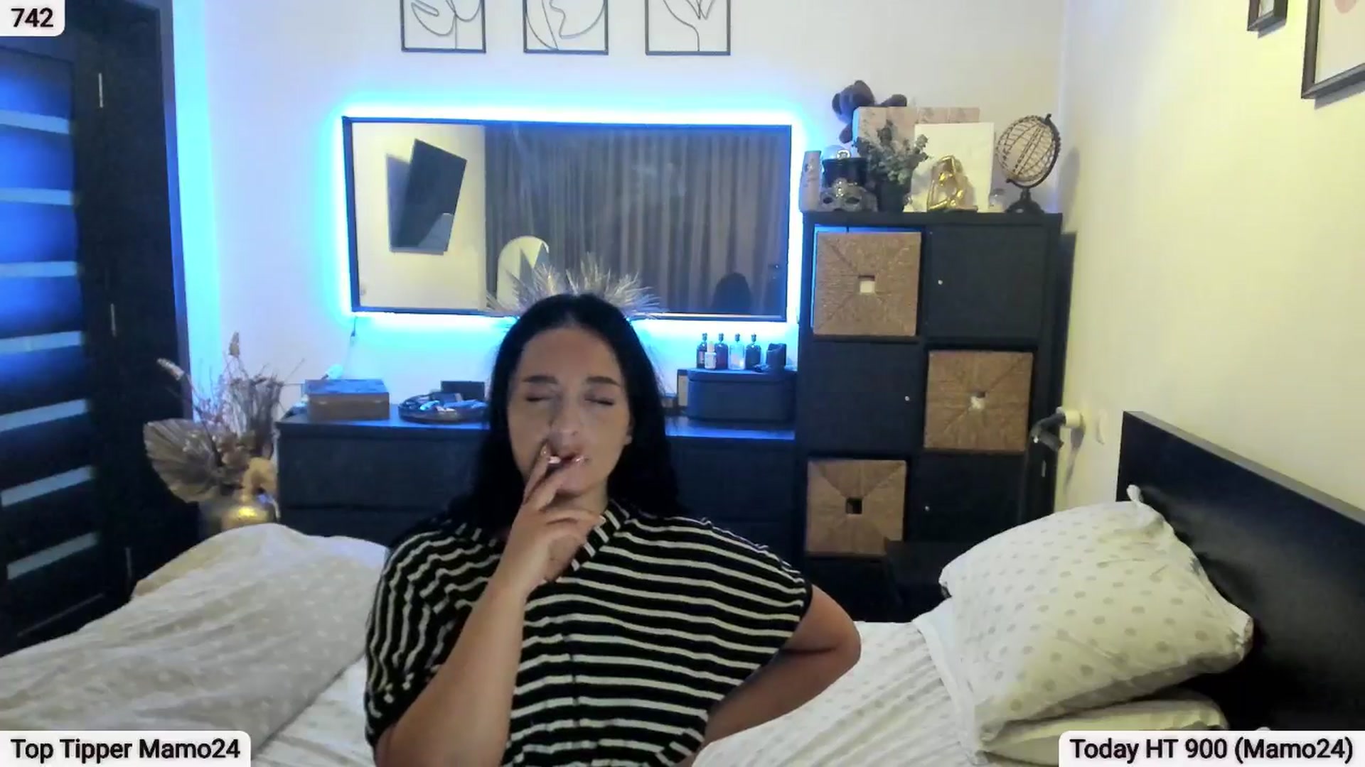 Gallery image thumbnail from EndlesssJoy's myfreecams stream on, 02/27/2026, 08:06 image 16 of 20