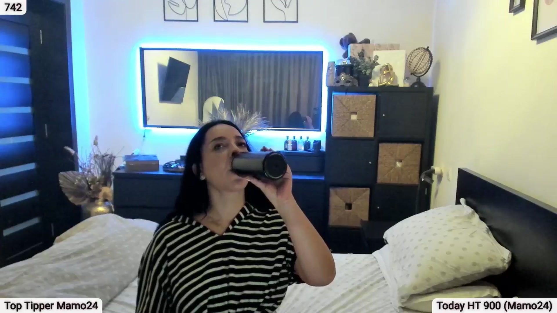 Gallery image thumbnail from EndlesssJoy's myfreecams stream on, 02/27/2026, 08:06 image 17 of 20