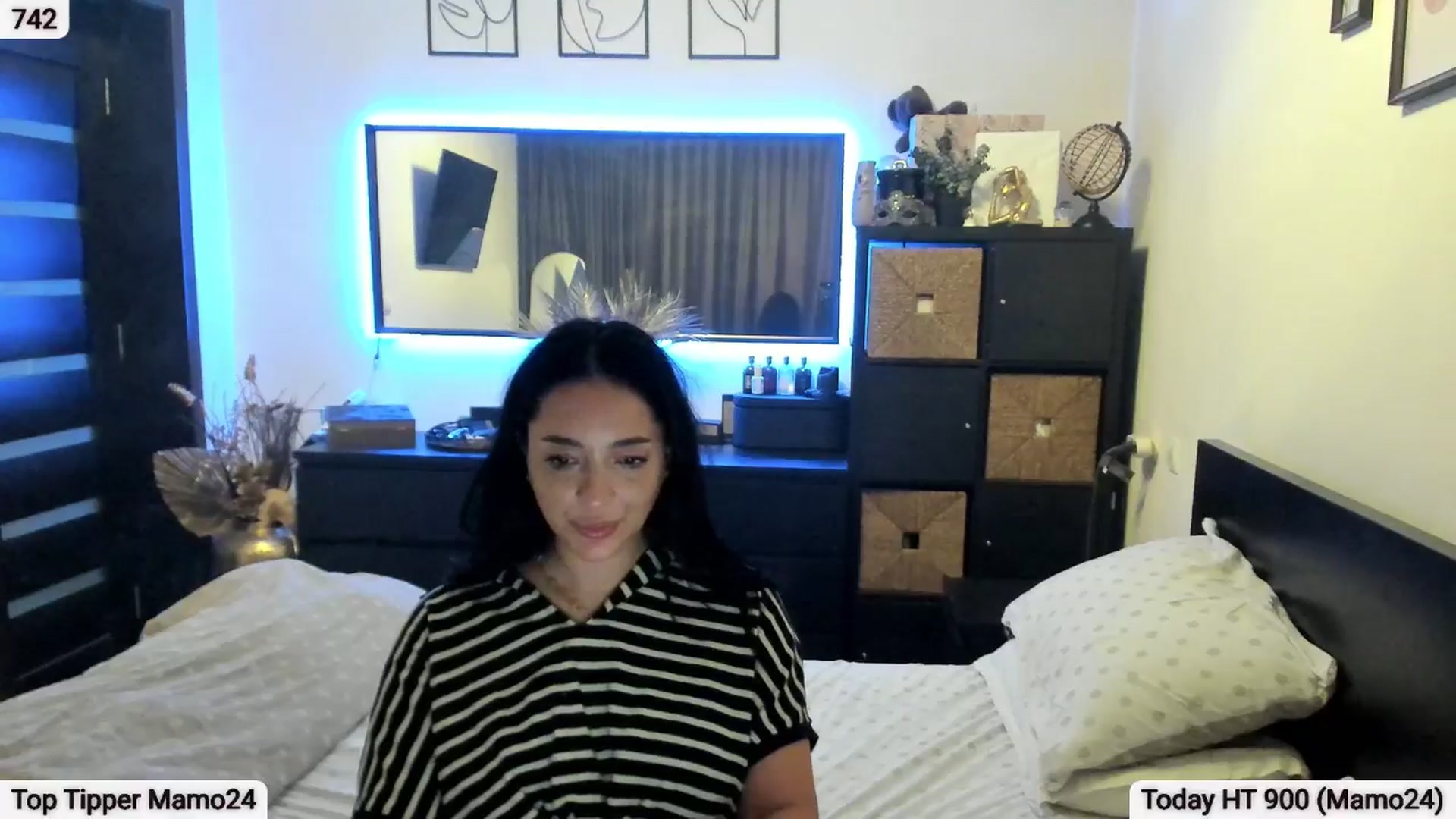 Gallery image thumbnail from EndlesssJoy's myfreecams stream on, 02/27/2026, 08:06 image 11 of 20