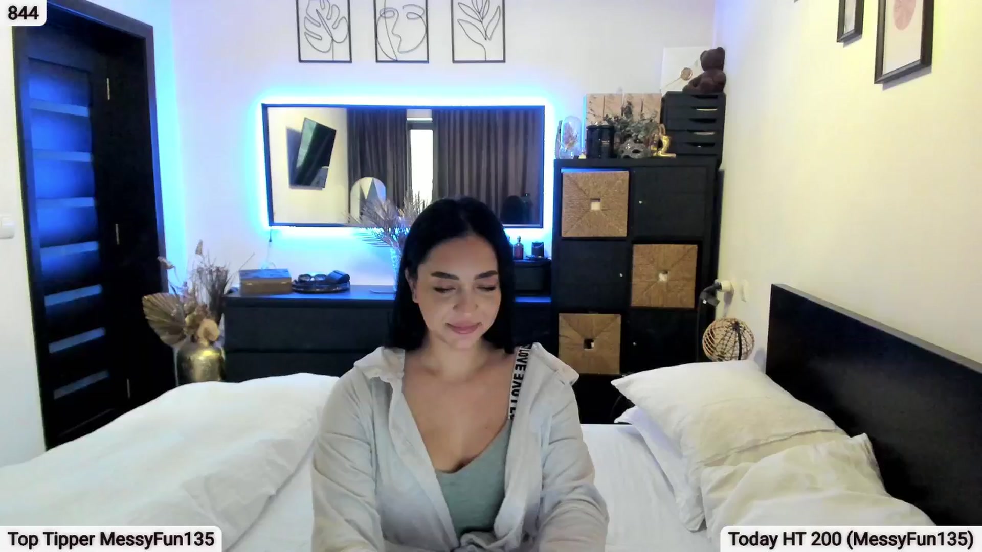 Gallery image thumbnail from EndlesssJoy's myfreecams stream on, 03/12/2026, 07:59 image 2 of 20