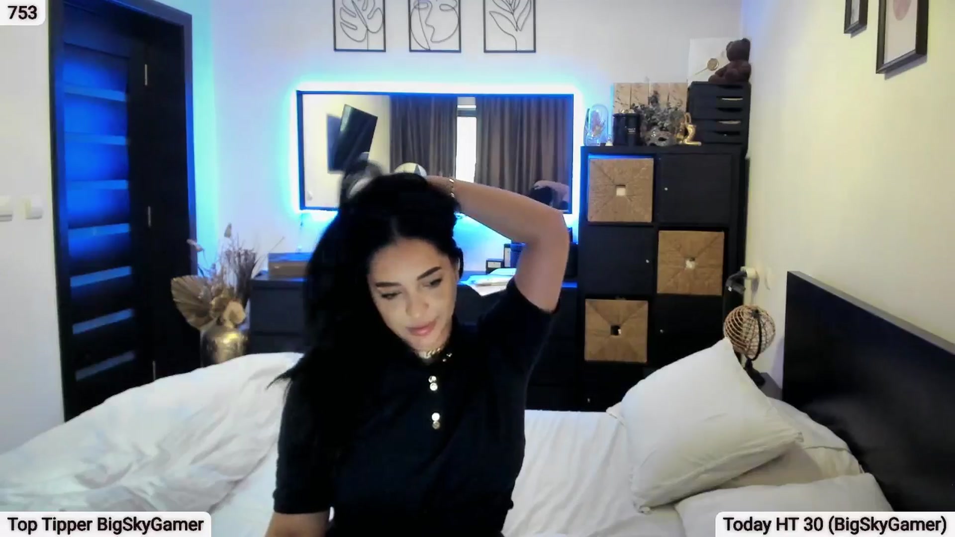Gallery image thumbnail from EndlesssJoy's myfreecams stream on, 03/14/2026, 08:33 image 11 of 20