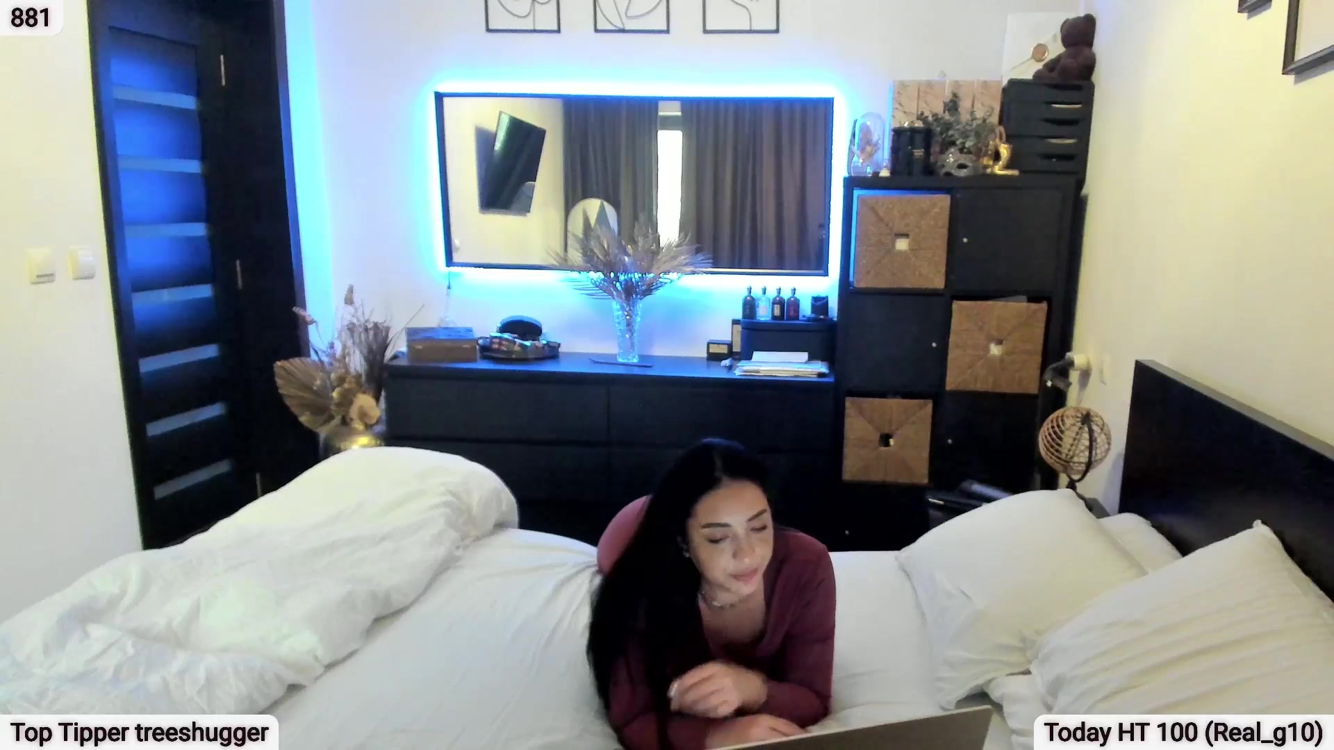 Gallery image thumbnail from EndlesssJoy's myfreecams stream on, 03/16/2026, 07:19 image 19 of 20