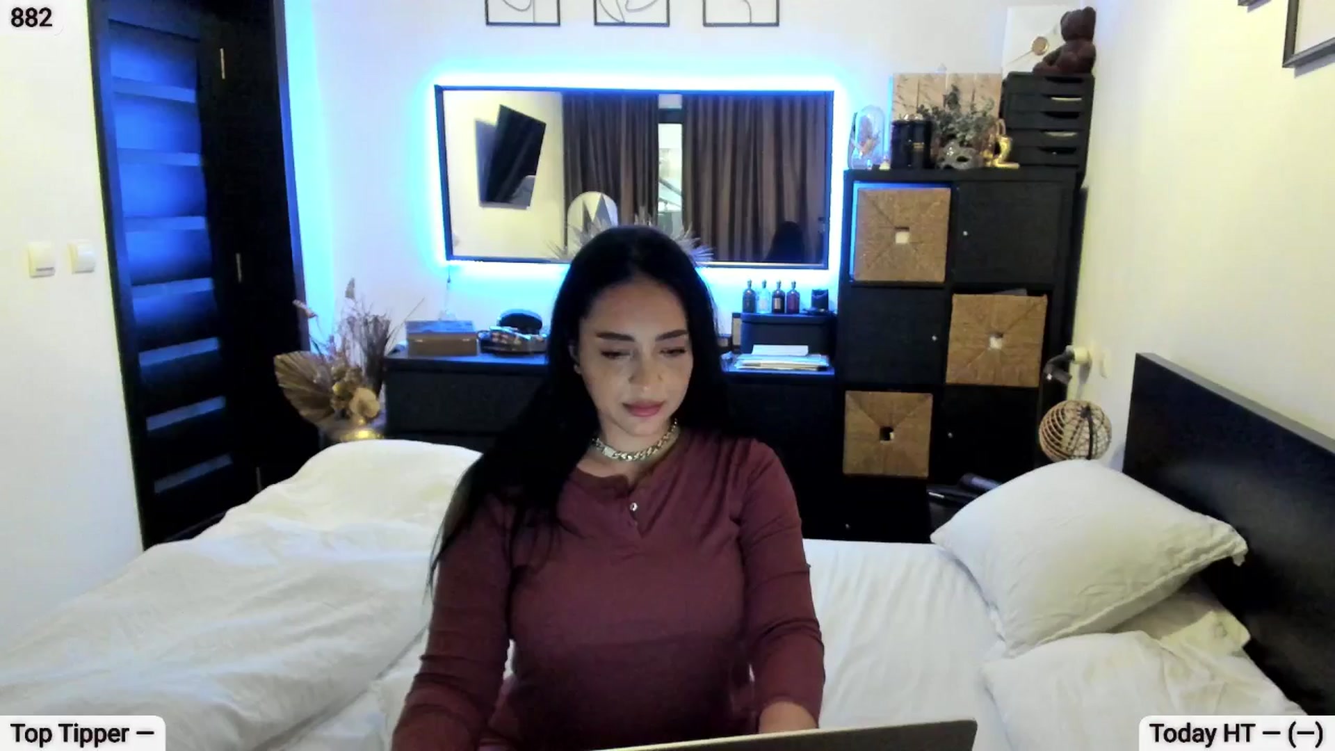 Gallery image thumbnail from EndlesssJoy's myfreecams stream on, 03/16/2026, 07:19 image 2 of 20