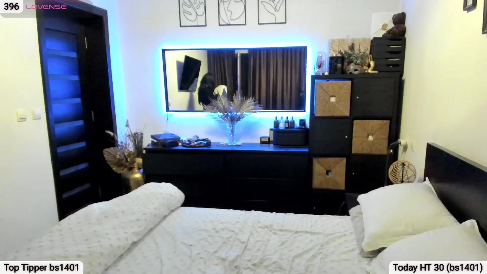 Gallery image thumbnail from EndlesssJoy's myfreecams stream on, 03/28/2026, 03:16 image 7 of 20