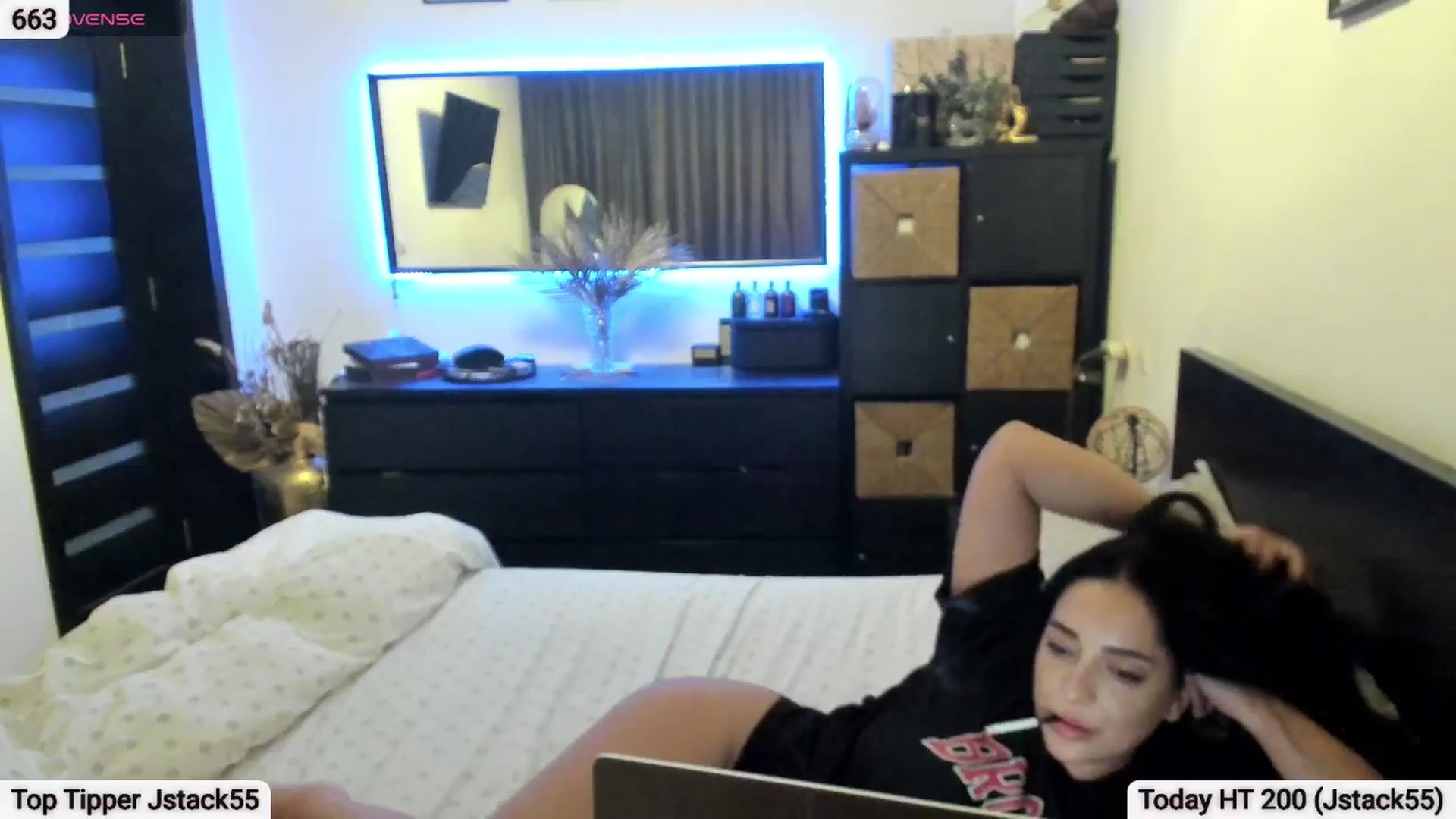 Gallery image thumbnail from EndlesssJoy's myfreecams stream on, 04/17/2026, 07:06 image 9 of 20