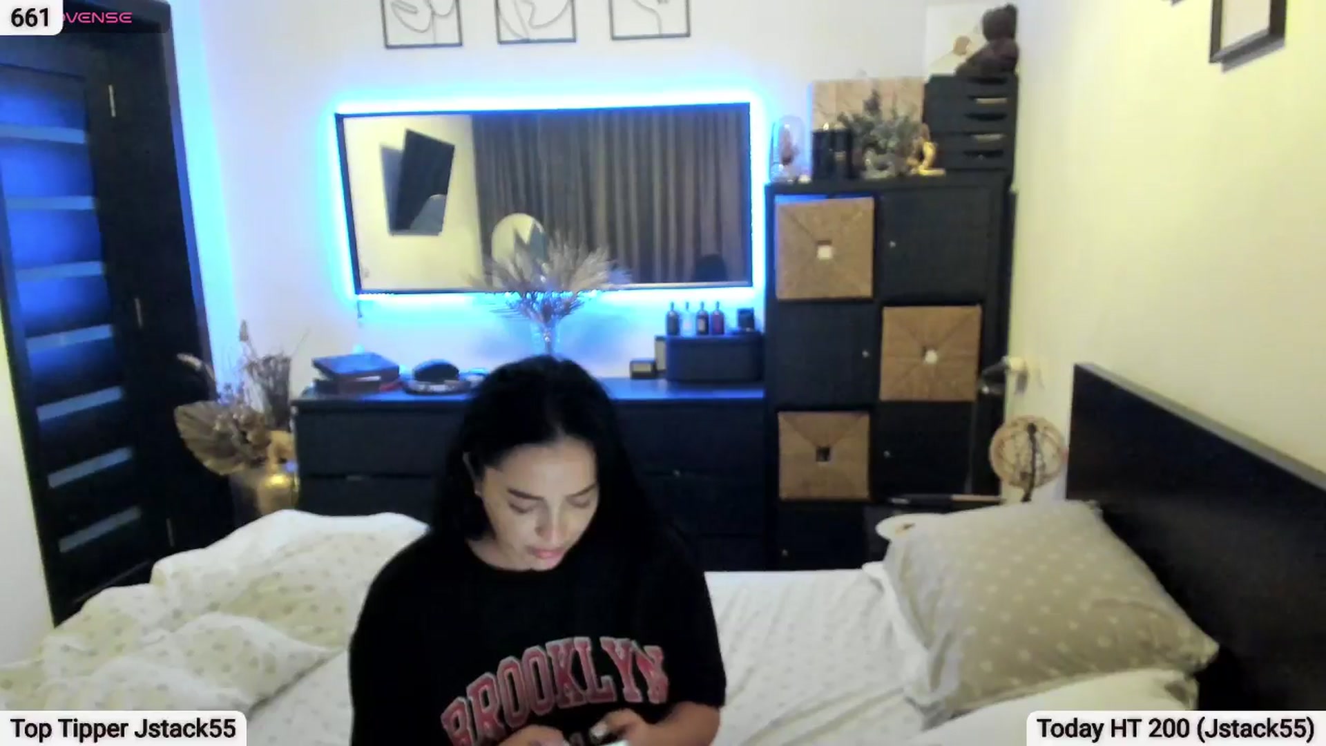 Gallery image thumbnail from EndlesssJoy's myfreecams stream on, 04/17/2026, 07:06 image 6 of 20