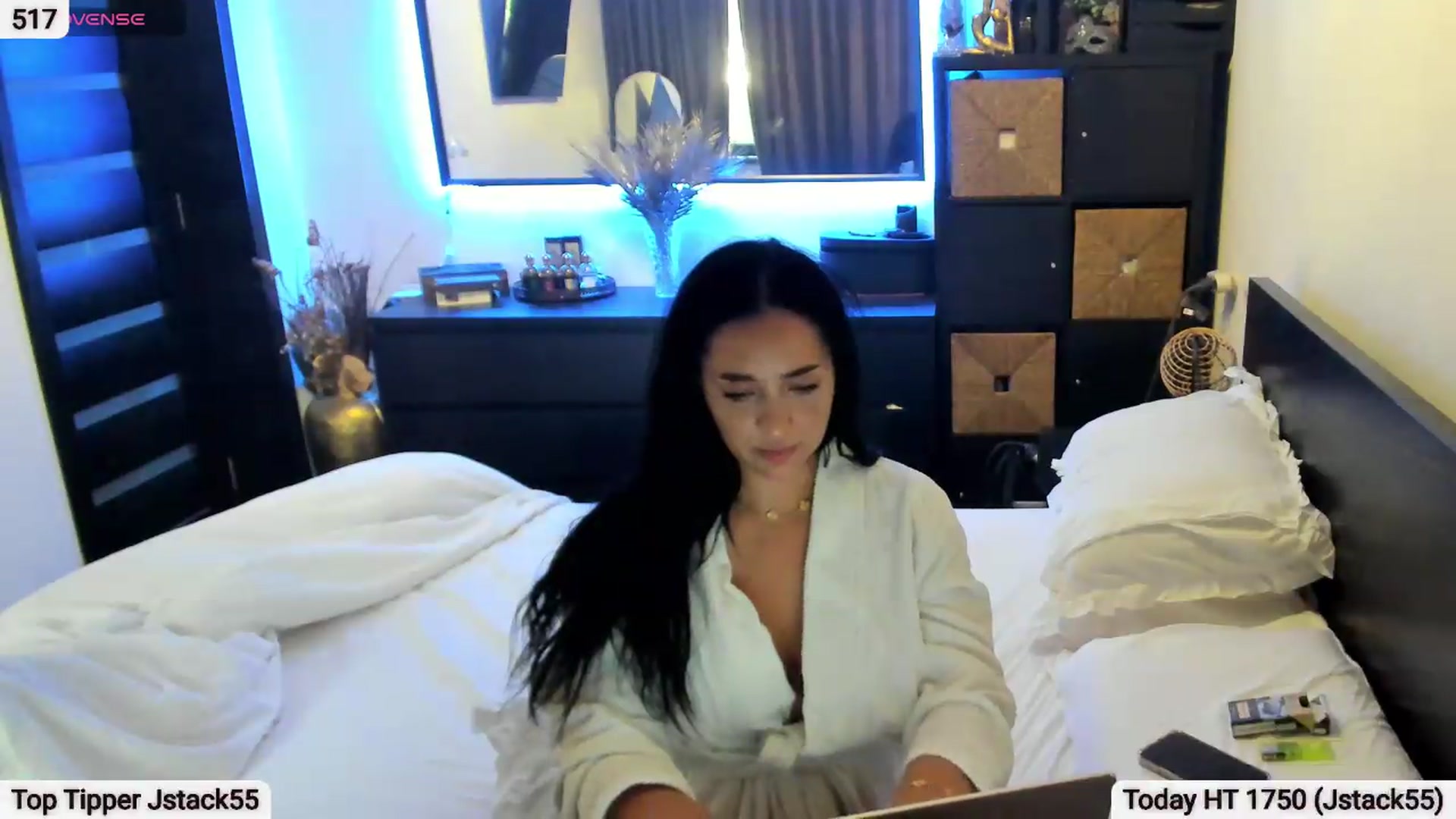 Gallery image thumbnail from EndlesssJoy's myfreecams stream on, 07/20/2026, 07:06 image 10 of 20