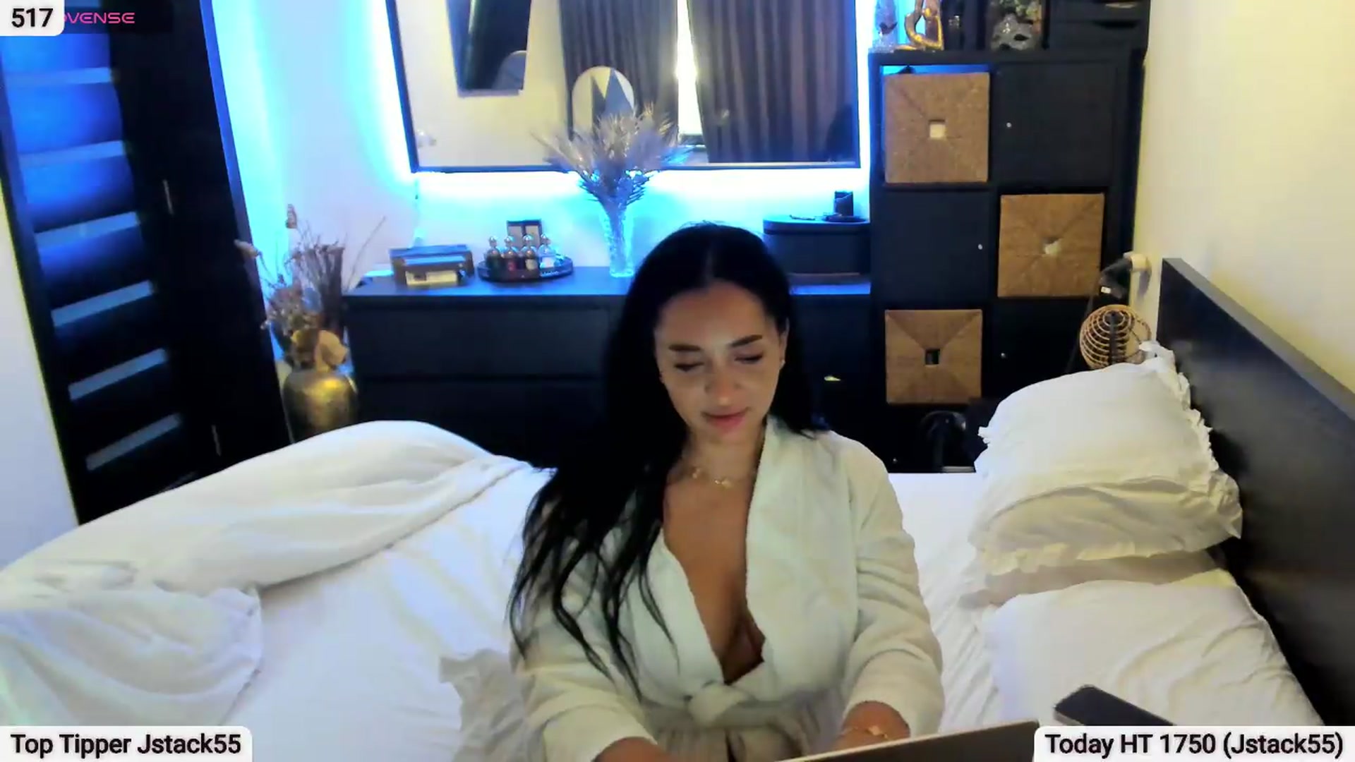 Gallery image thumbnail from EndlesssJoy's myfreecams stream on, 07/20/2026, 07:06 image 15 of 20