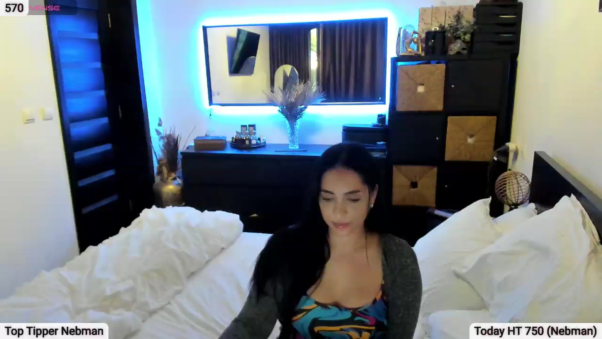 Gallery image thumbnail from EndlesssJoy's myfreecams stream on, 08/14/2026, 06:29 image 1 of 20