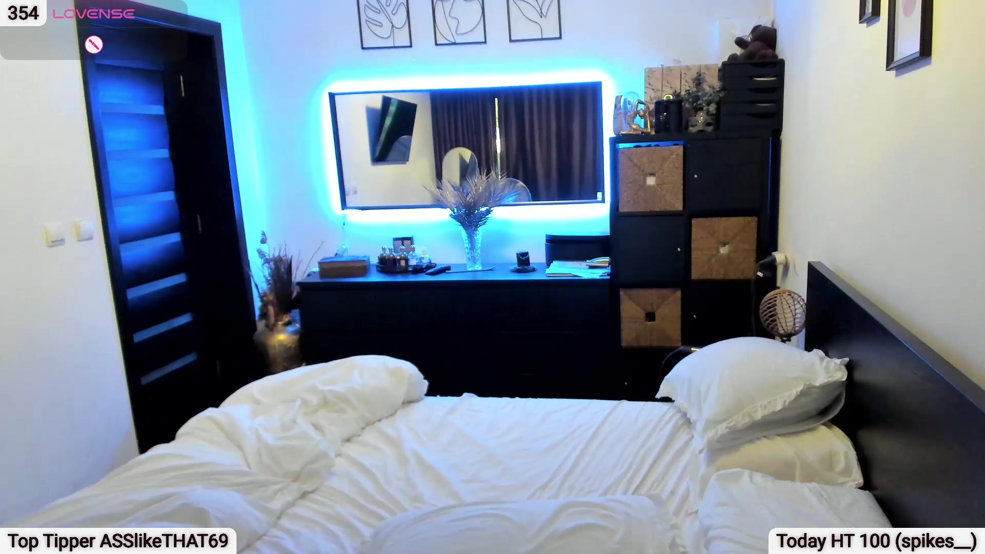 Gallery image thumbnail from EndlesssJoy's myfreecams stream on, 08/24/2026, 04:29 image 18 of 20