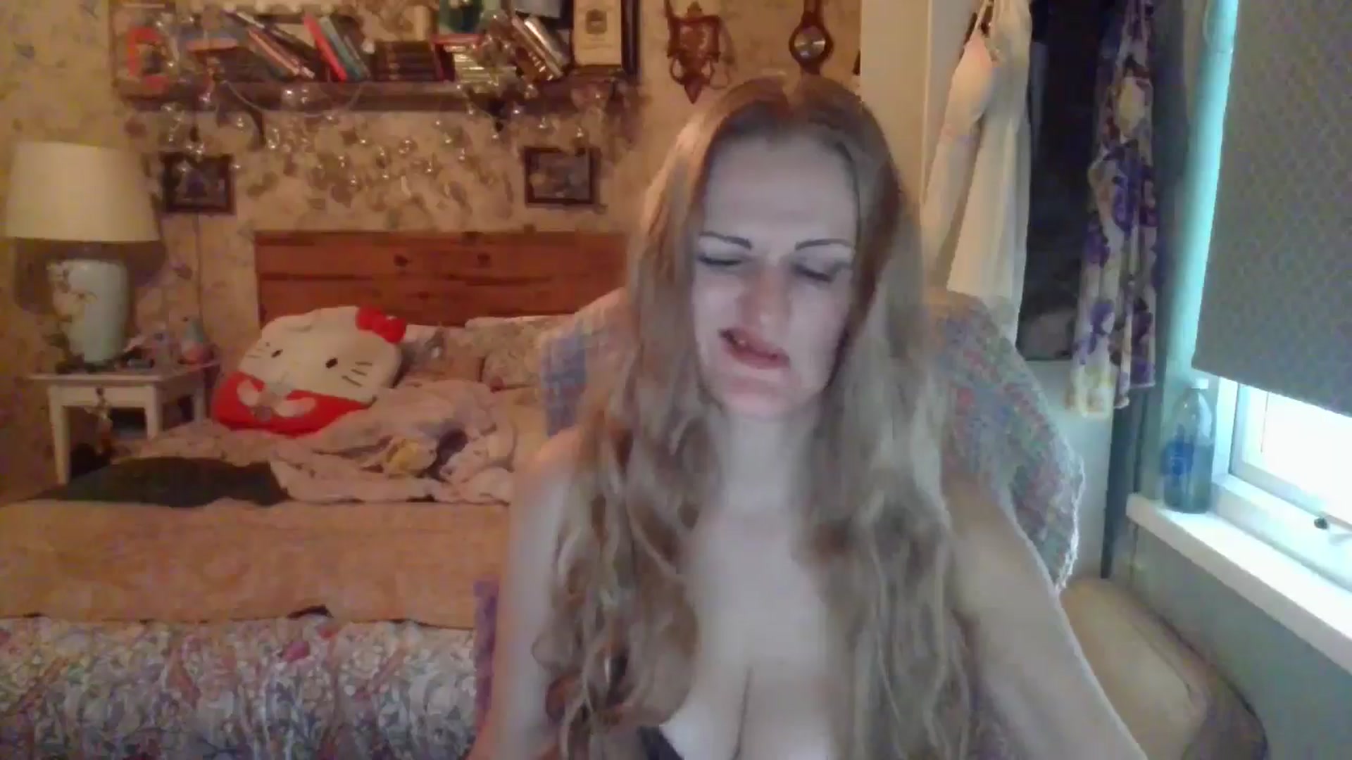 Gallery image thumbnail from EnglandsRose's myfreecams stream on, 06/01/2025, 11:29 image 12 of 20