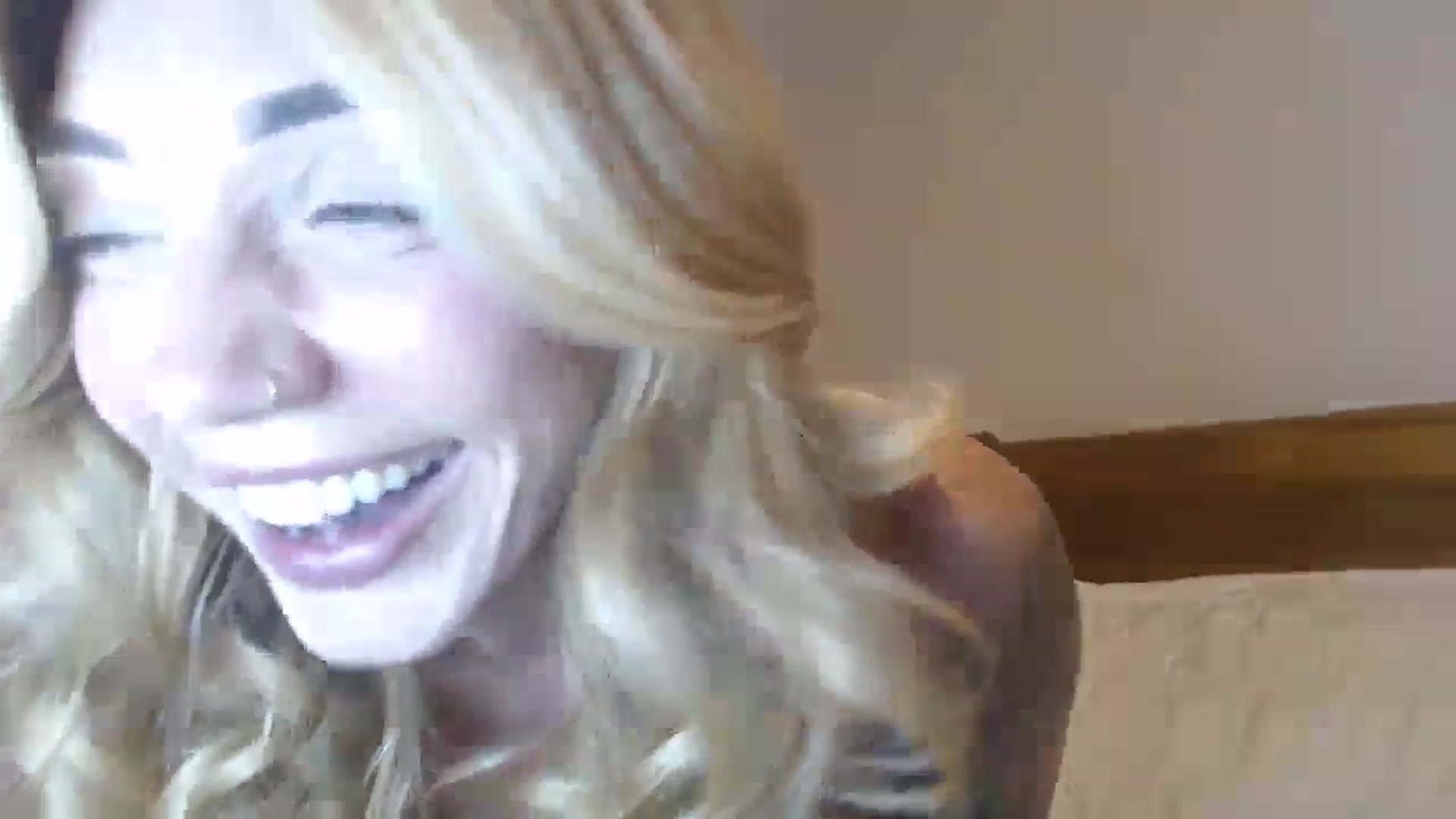 Gallery image thumbnail from EnglishRose3's myfreecams stream on, 07/05/2024, 06:58 image 13 of 20