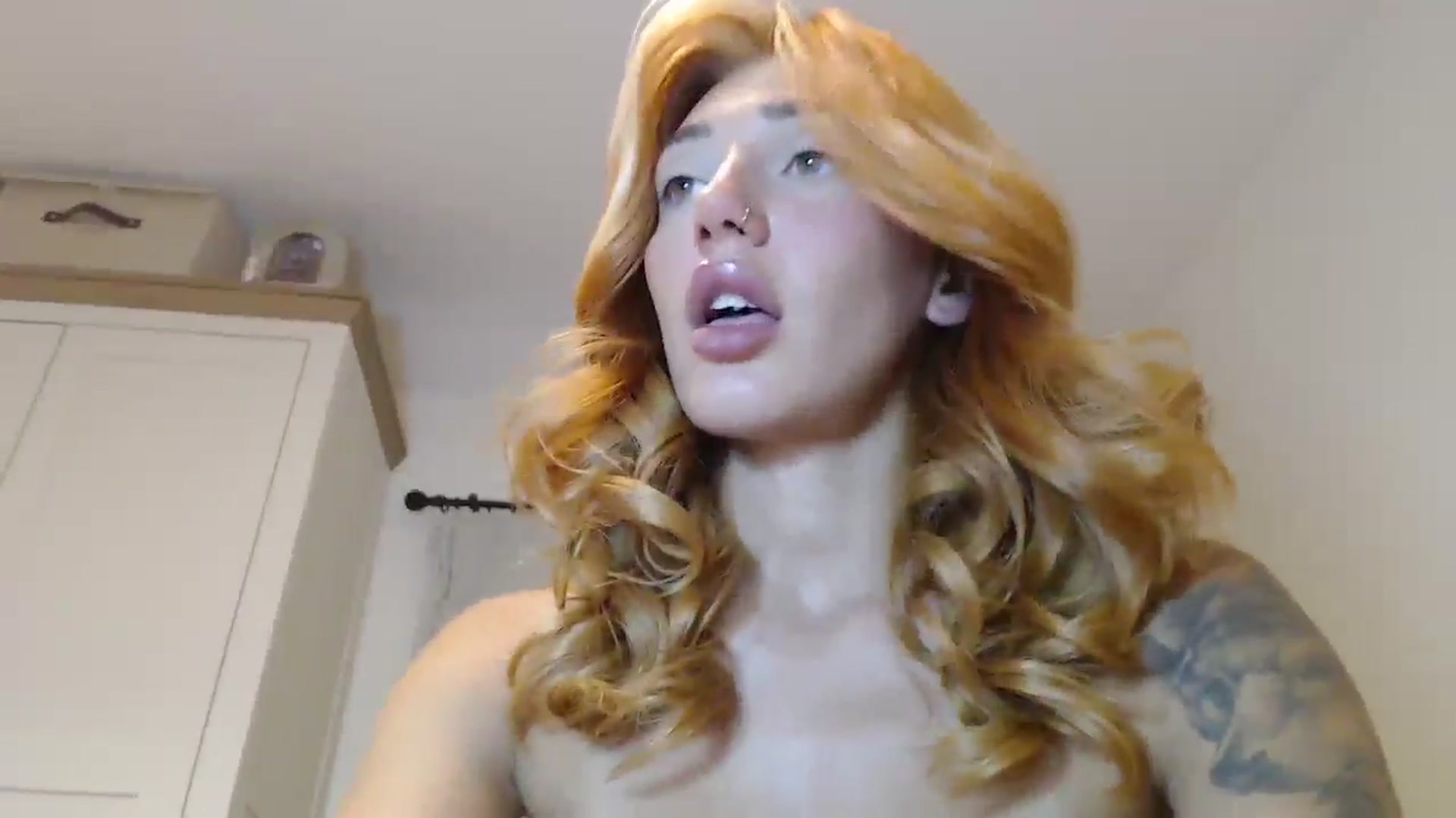 Gallery image thumbnail from EnglishRose3's myfreecams stream on, 07/24/2024, 06:36 image 17 of 20