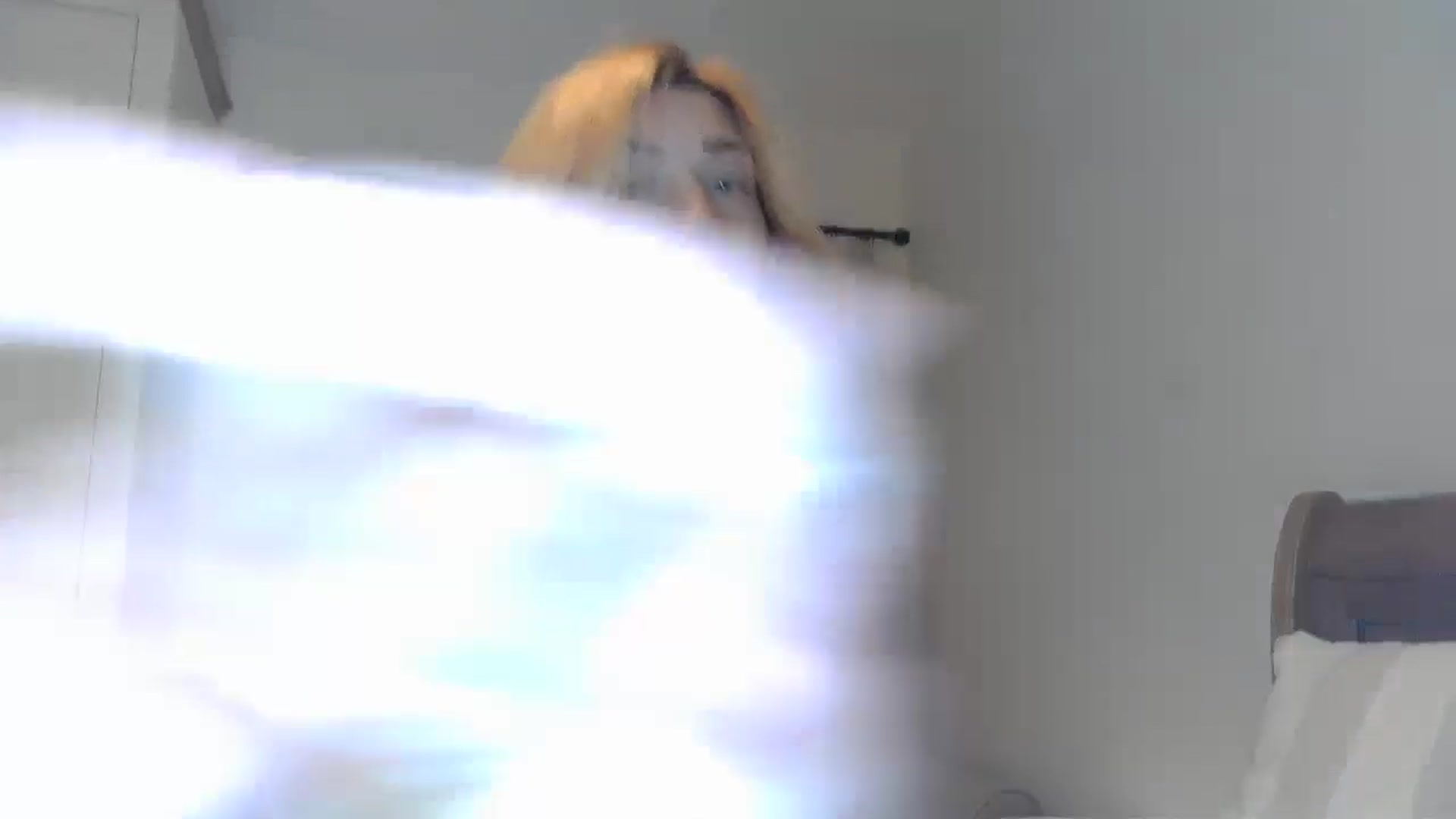 Gallery image thumbnail from EnglishRose3's myfreecams stream on, 11/04/2024, 07:27 image 11 of 20