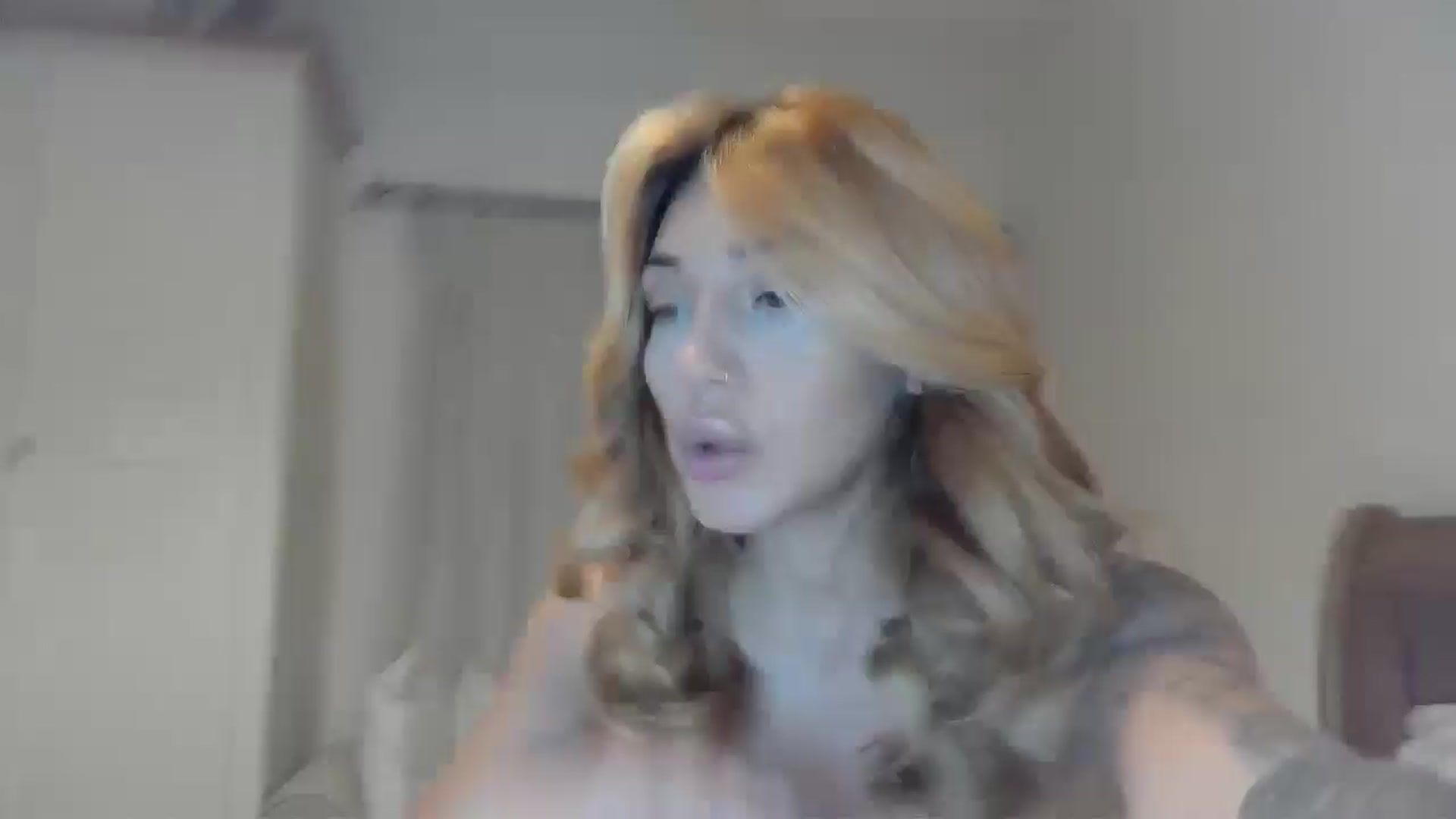 Gallery image thumbnail from EnglishRose3's myfreecams stream on, 11/29/2024, 07:37 image 1 of 20