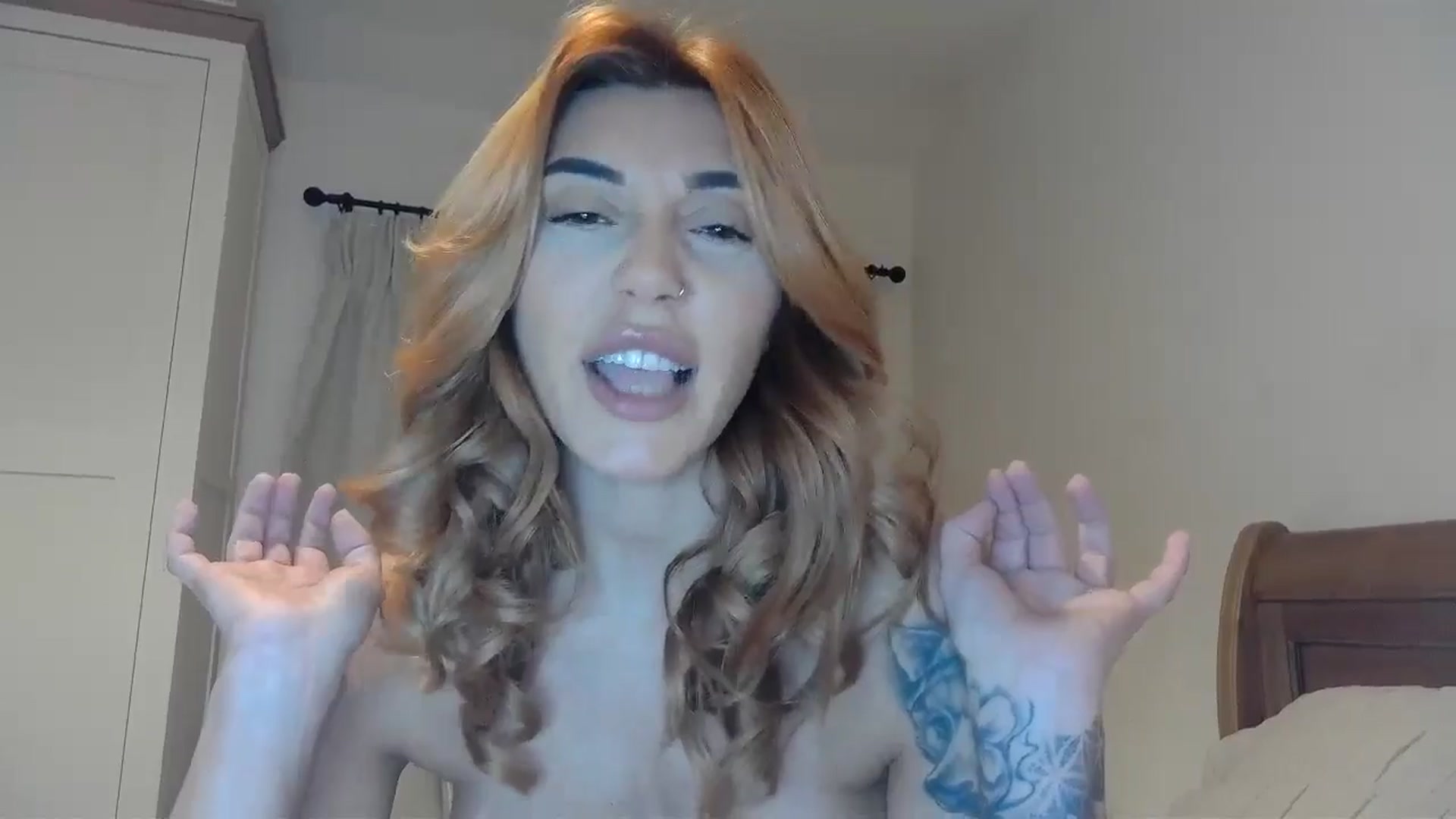 Gallery image thumbnail from EnglishRose3's myfreecams stream on, 01/02/2025, 07:23 image 17 of 20