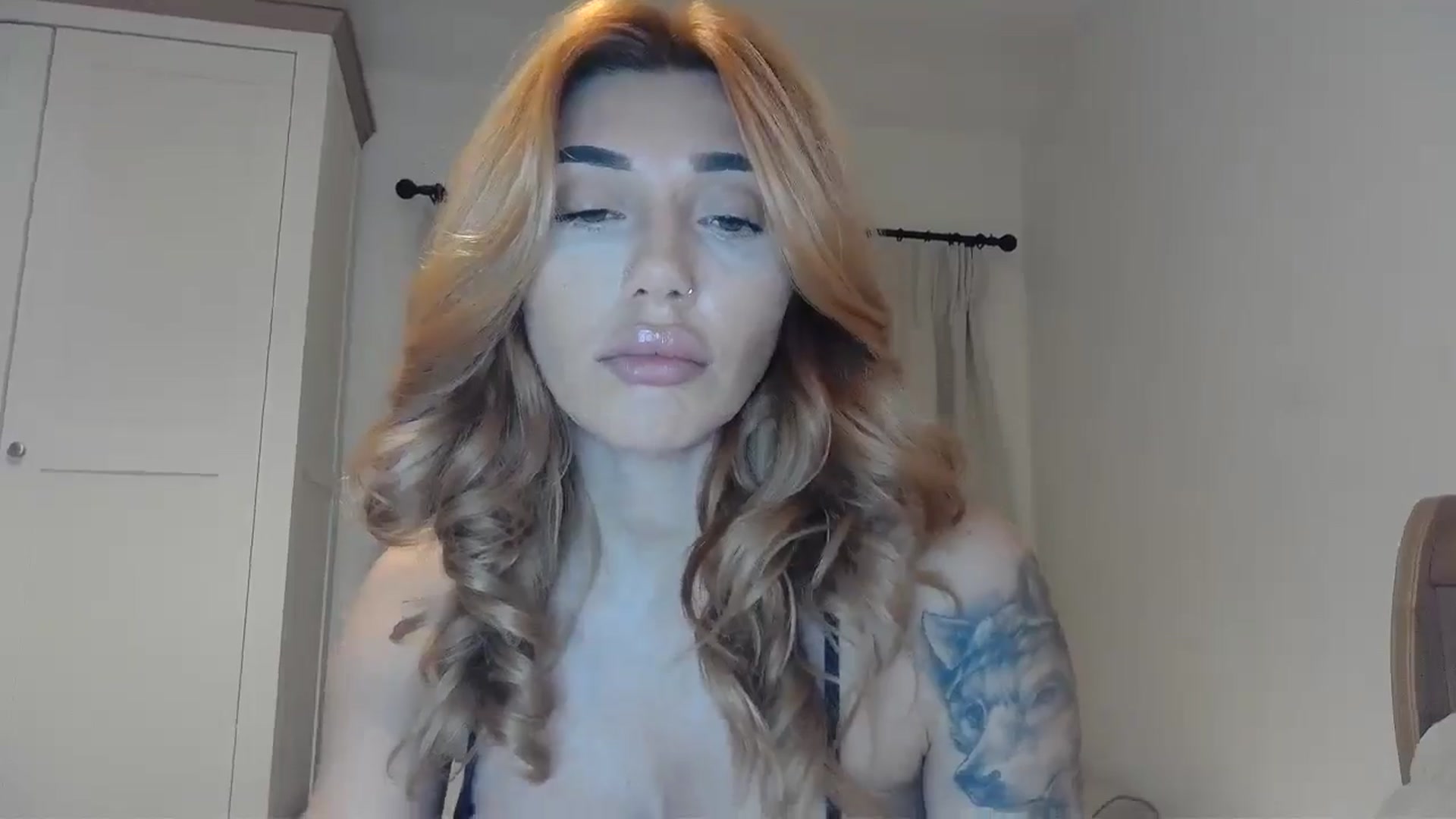 Gallery image thumbnail from EnglishRose3's myfreecams stream on, 01/02/2025, 07:23 image 9 of 20