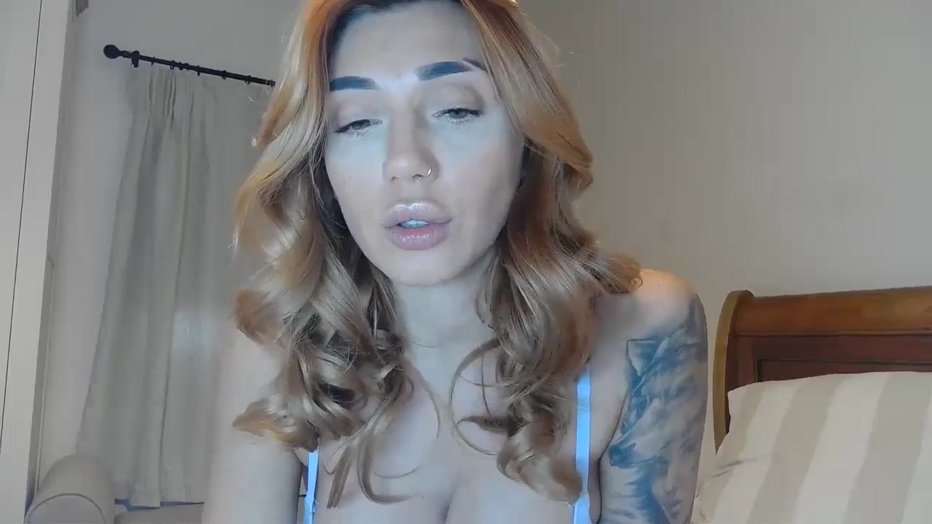 Gallery image thumbnail from EnglishRose3's myfreecams stream on, 01/11/2025, 15:28 image 2 of 20