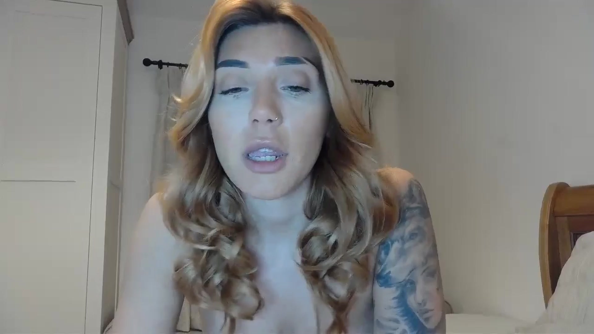 Gallery image thumbnail from EnglishRose3's myfreecams stream on, 01/24/2025, 08:52 image 17 of 20