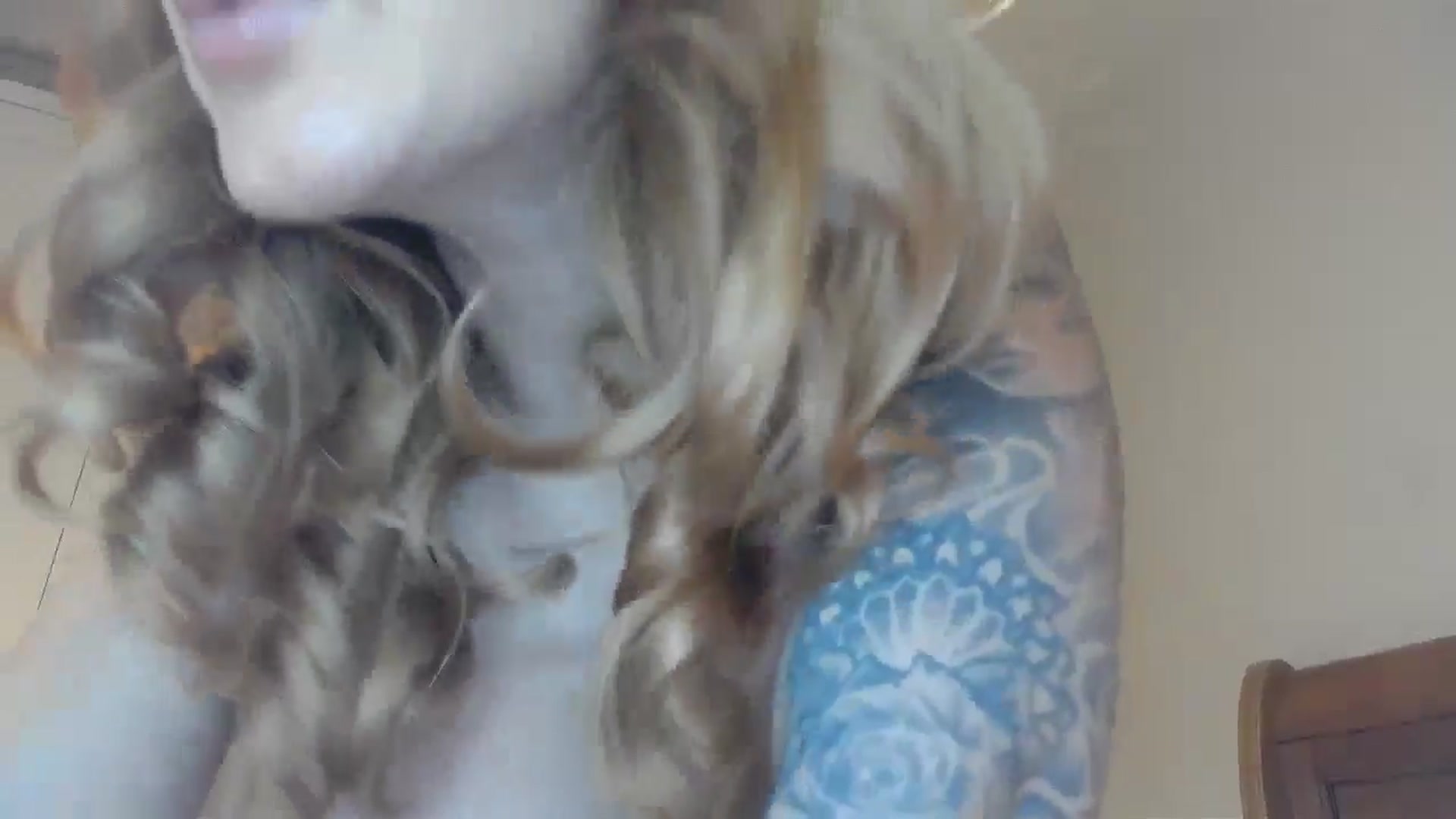 Gallery image thumbnail from EnglishRose3's myfreecams stream on, 02/10/2025, 07:53 image 2 of 20