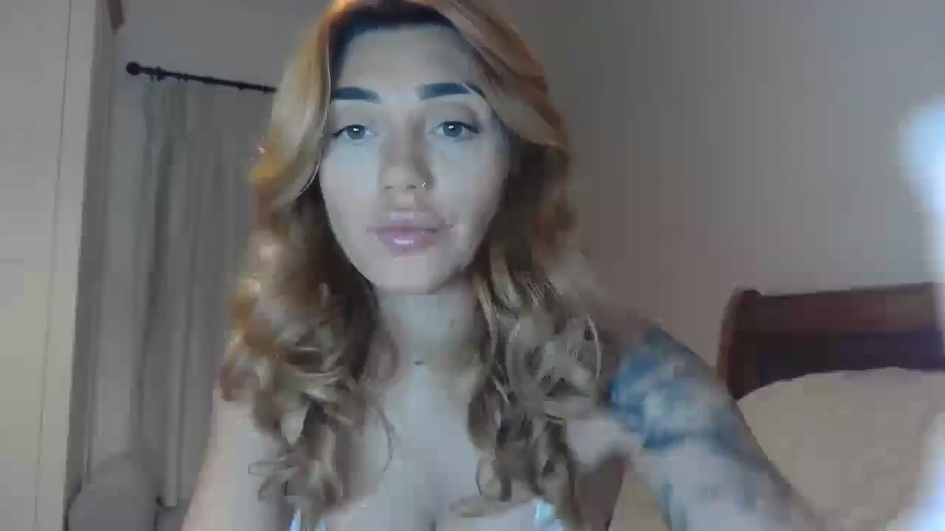 Gallery image thumbnail from EnglishRose3's myfreecams stream on, 02/13/2025, 07:54 image 1 of 20