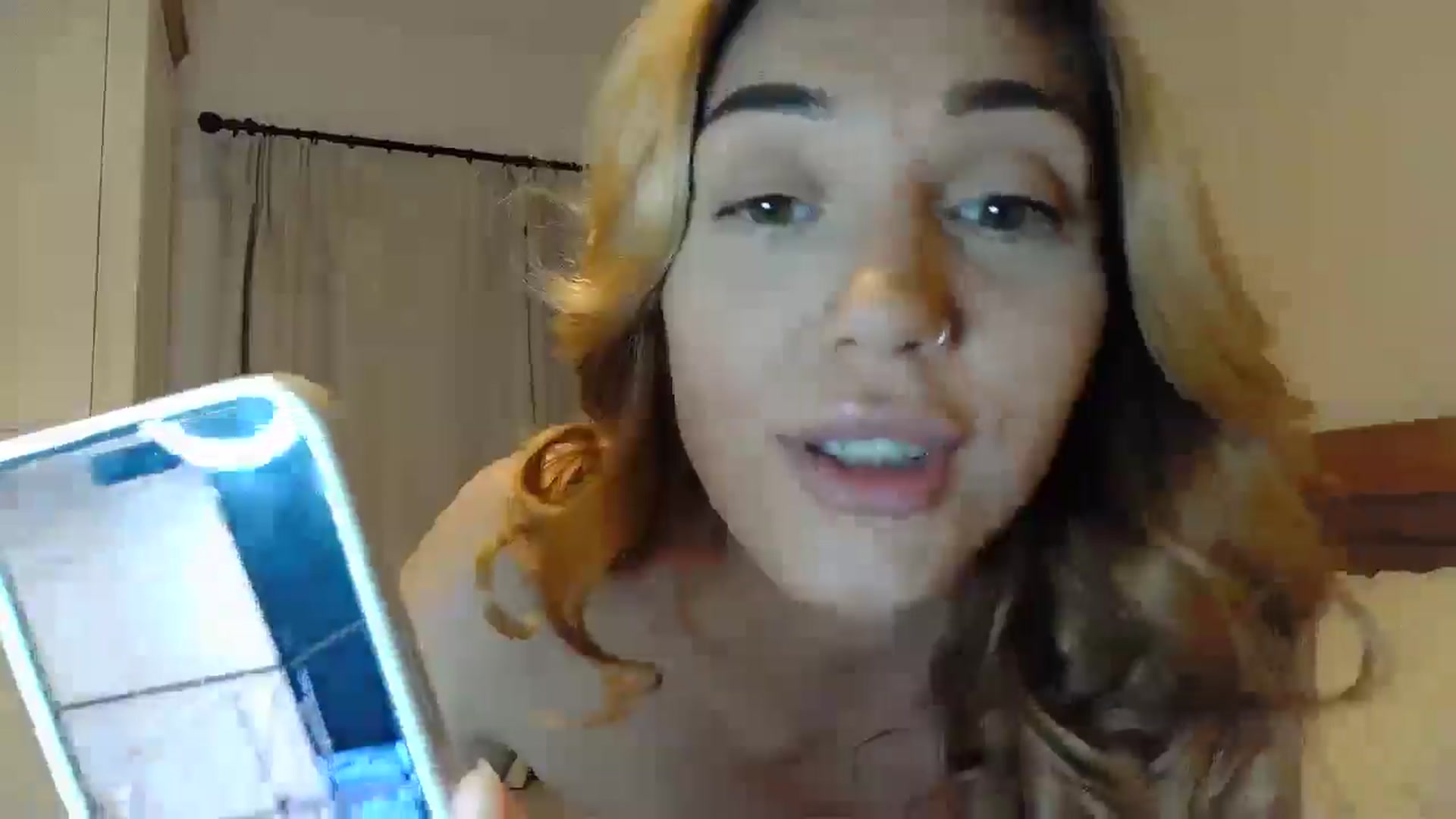Gallery image thumbnail from EnglishRose3's myfreecams stream on, 02/19/2025, 09:02 image 15 of 20