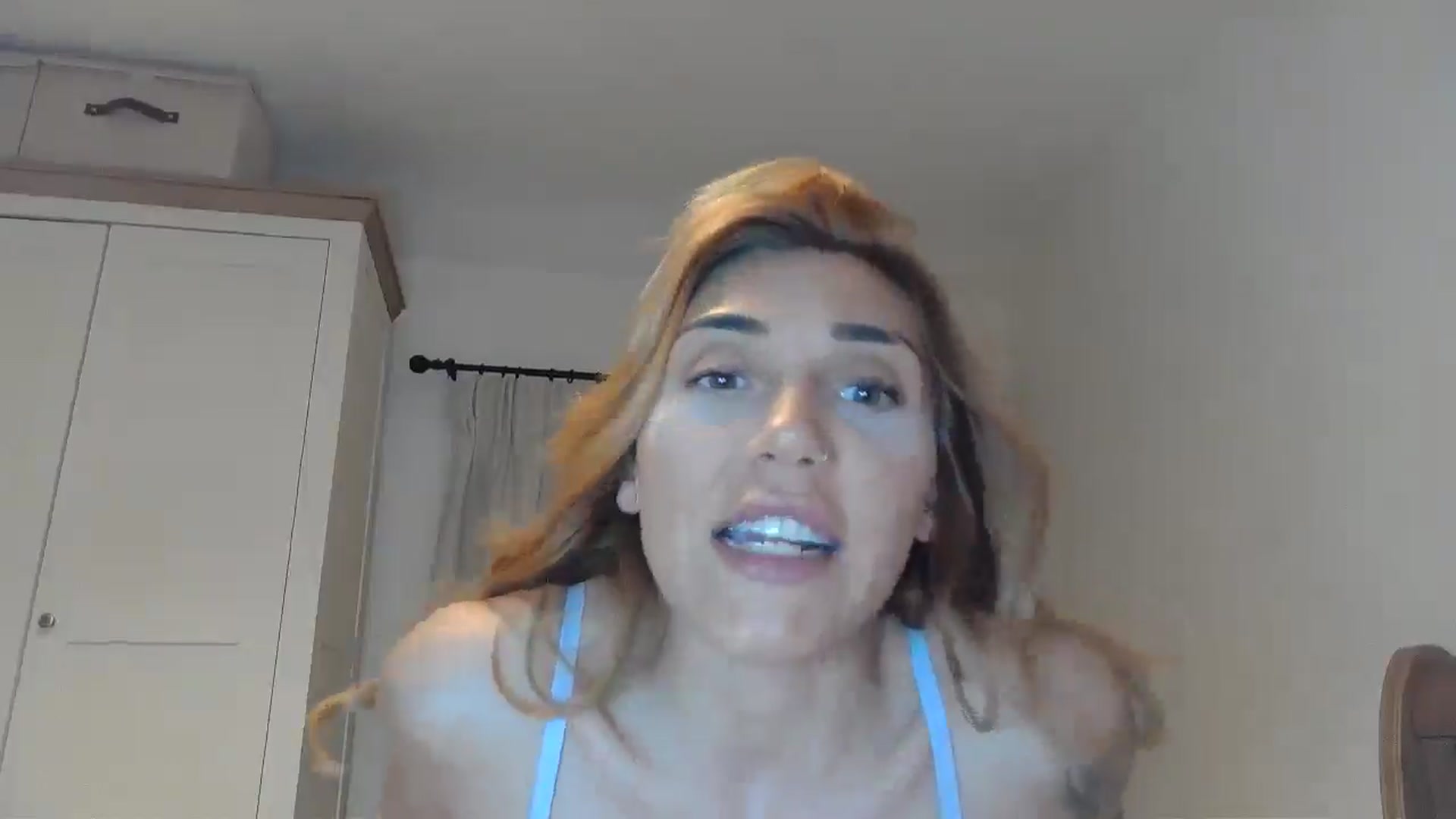 Gallery image thumbnail from EnglishRose3's myfreecams stream on, 03/06/2025, 21:46 image 5 of 20