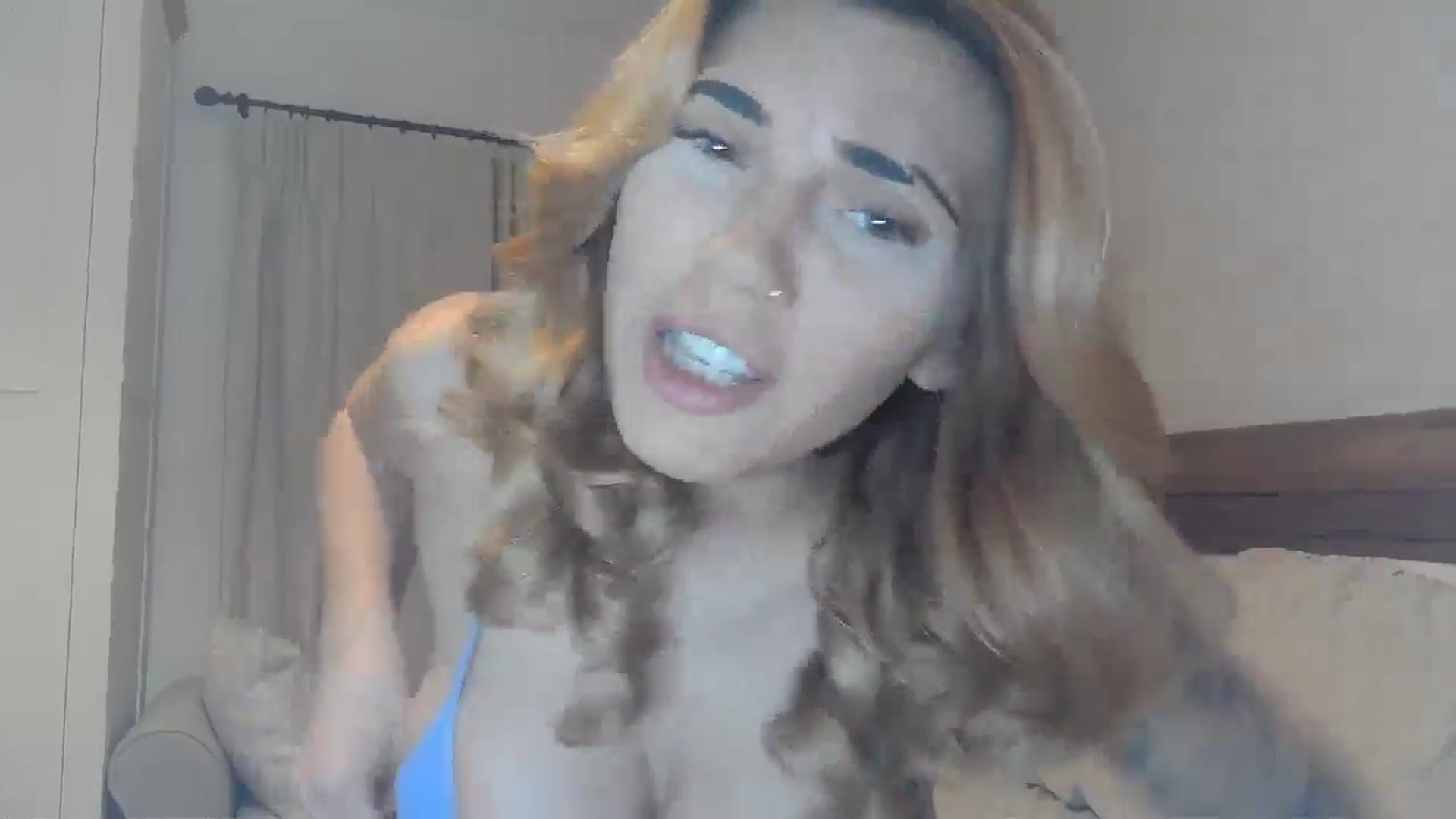 Gallery image thumbnail from EnglishRose3's myfreecams stream on, 03/12/2025, 07:53 image 6 of 20