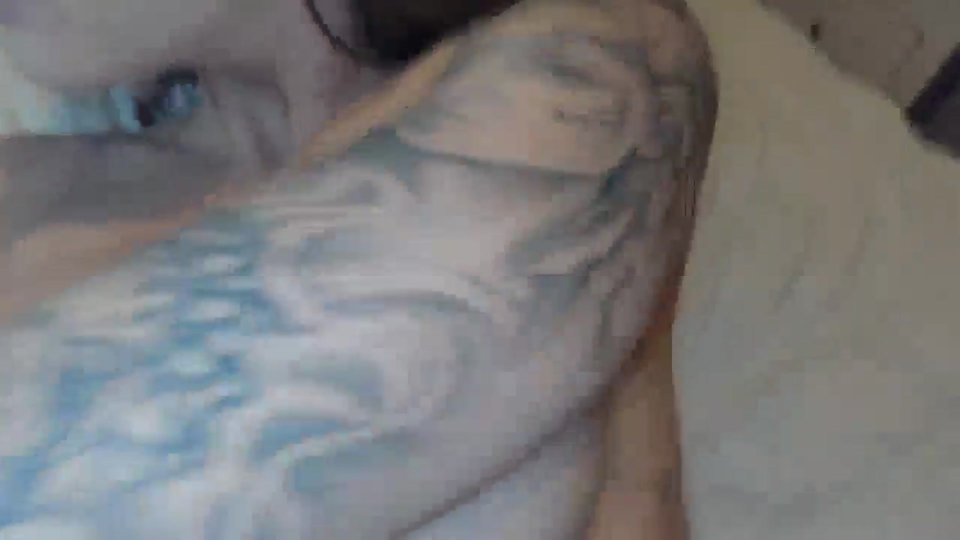 Gallery image thumbnail from EnglishRose3's myfreecams stream on, 03/19/2025, 08:21 image 8 of 20