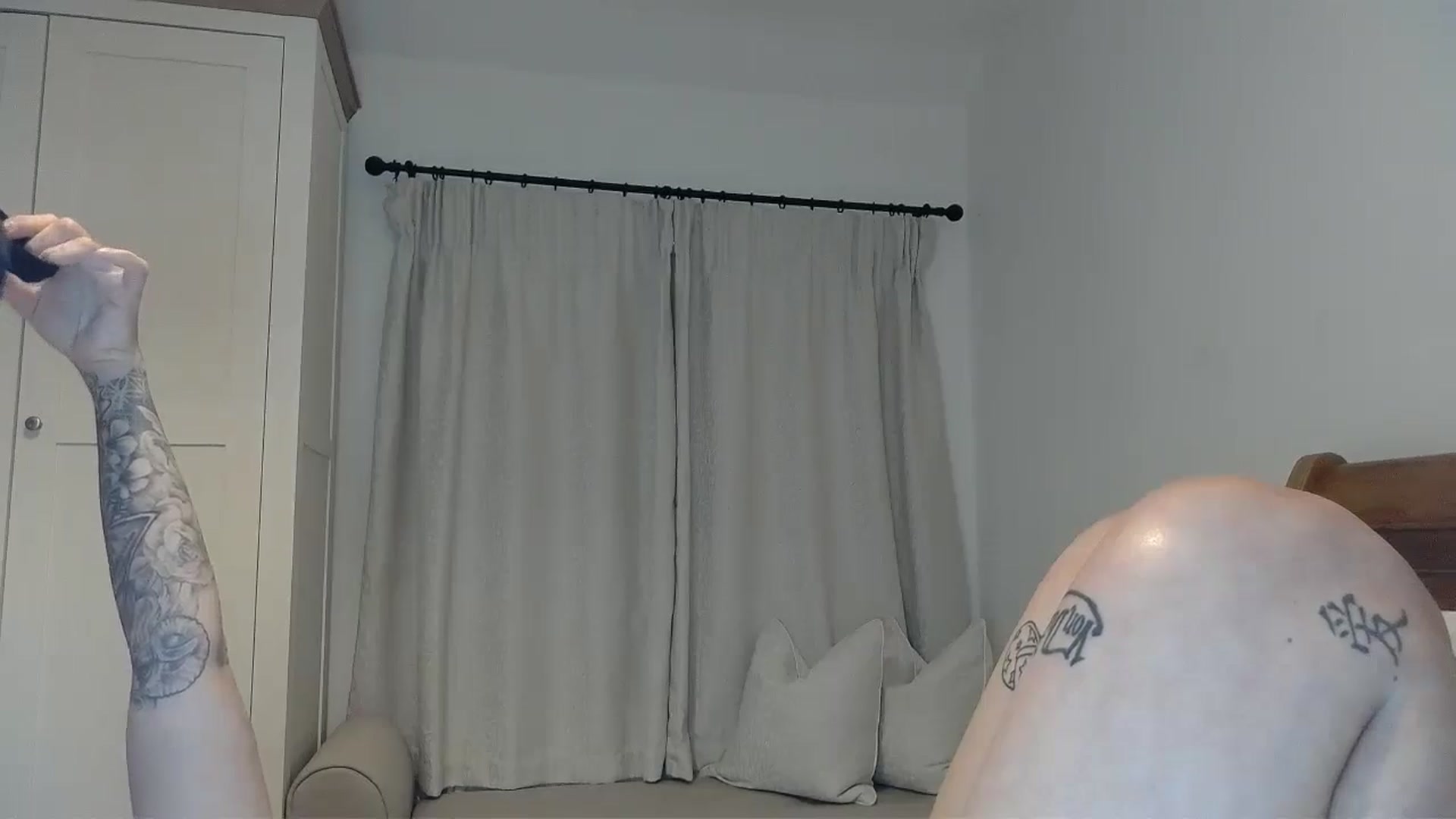 Gallery image thumbnail from EnglishRose3's myfreecams stream on, 04/09/2025, 06:36 image 18 of 20