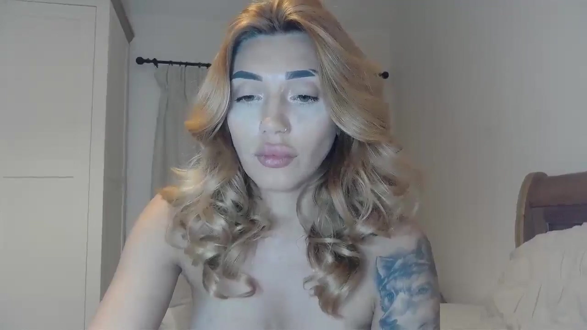 Gallery image thumbnail from EnglishRose3's myfreecams stream on, 05/08/2025, 08:43 image 20 of 20