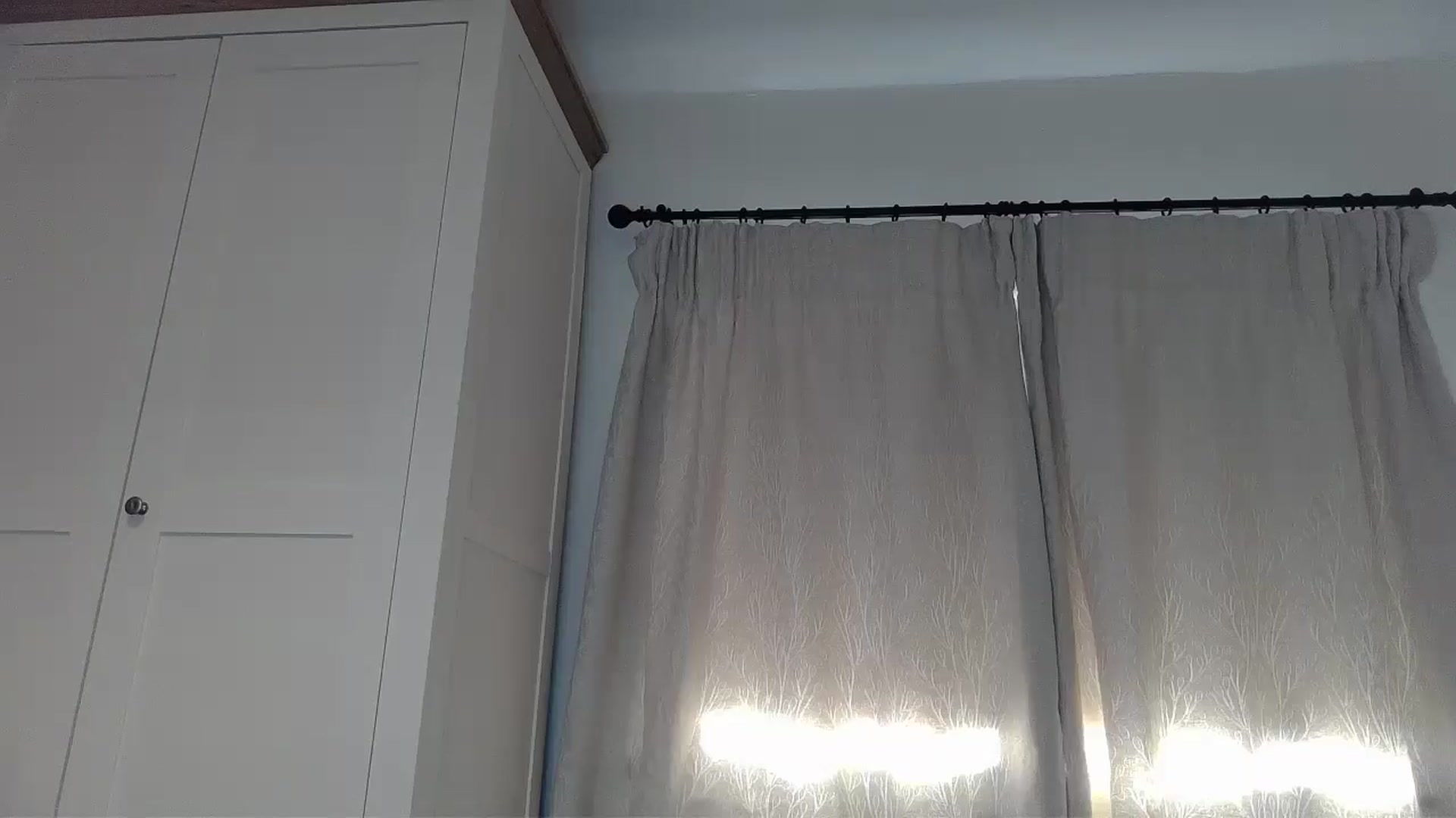 Gallery image thumbnail from EnglishRose3's myfreecams stream on, 05/13/2025, 06:40 image 18 of 20