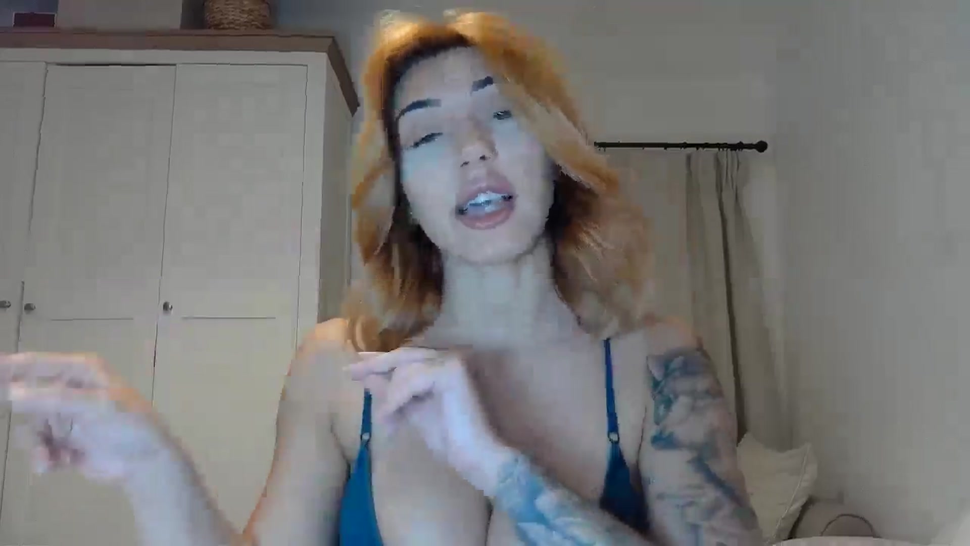 Gallery image thumbnail from EnglishRose3's myfreecams stream on, 06/02/2025, 06:56 image 10 of 20