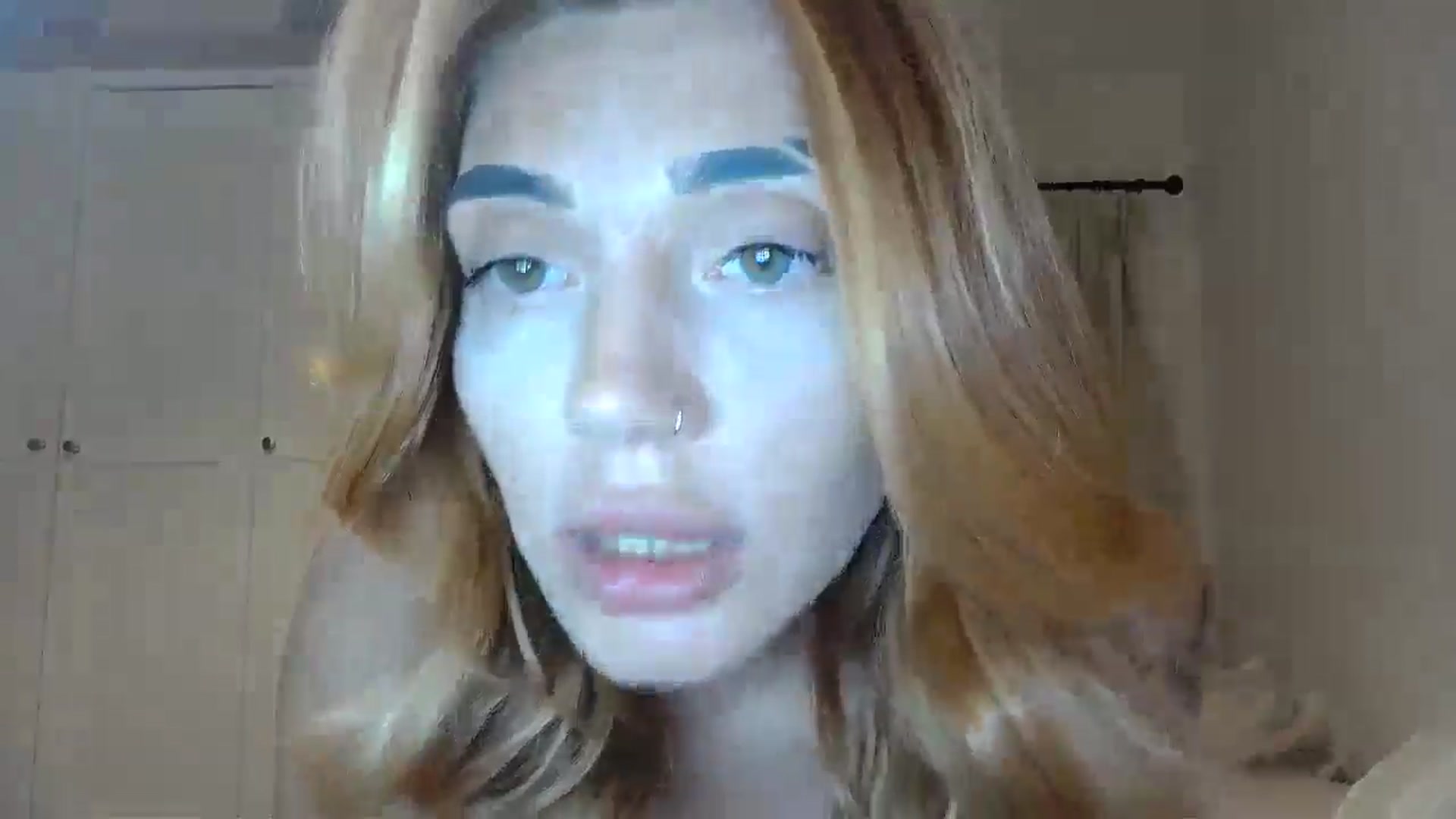 Gallery image thumbnail from EnglishRose3's myfreecams stream on, 06/04/2025, 07:33 image 12 of 20